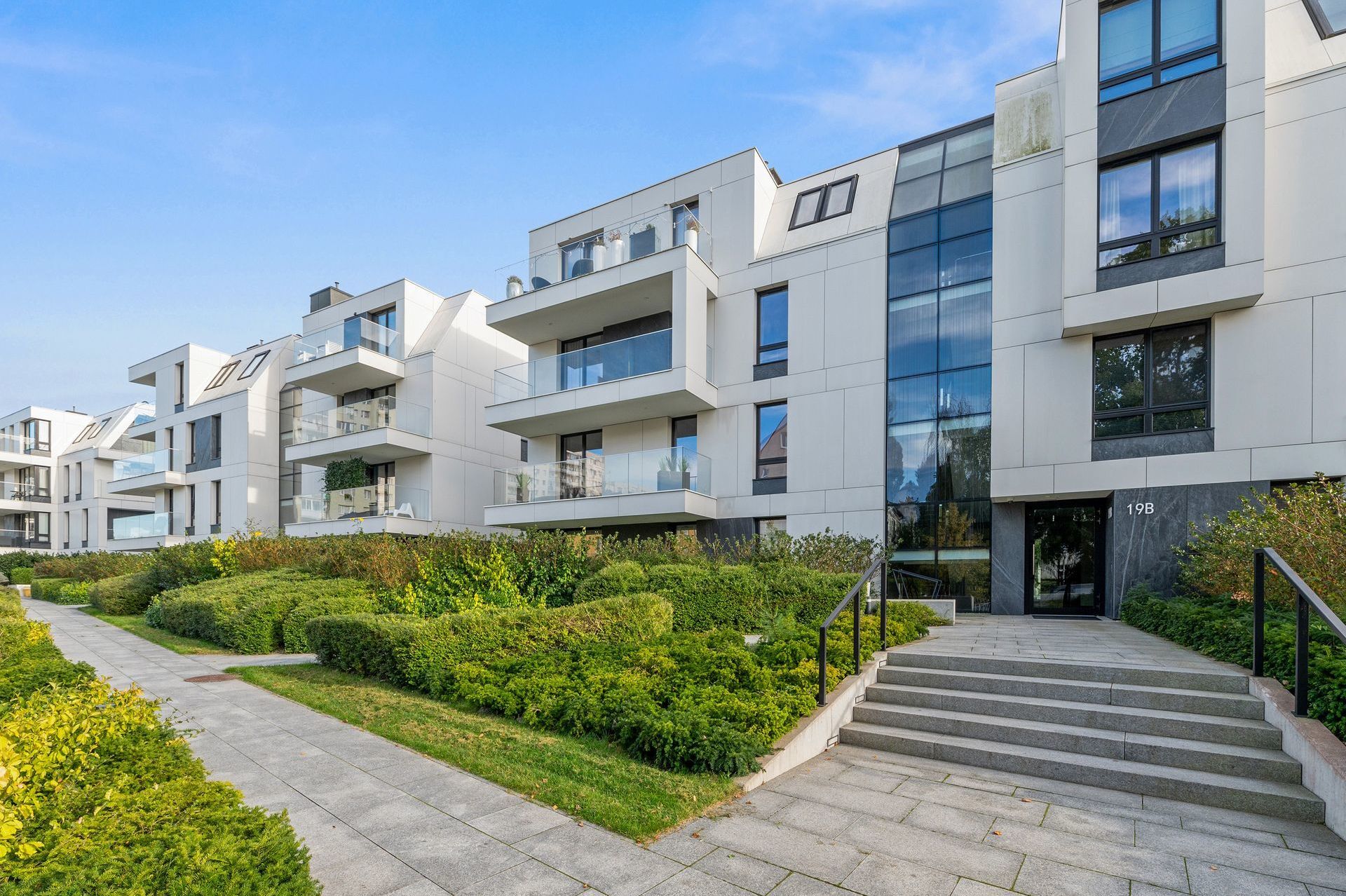 Grand Apartments