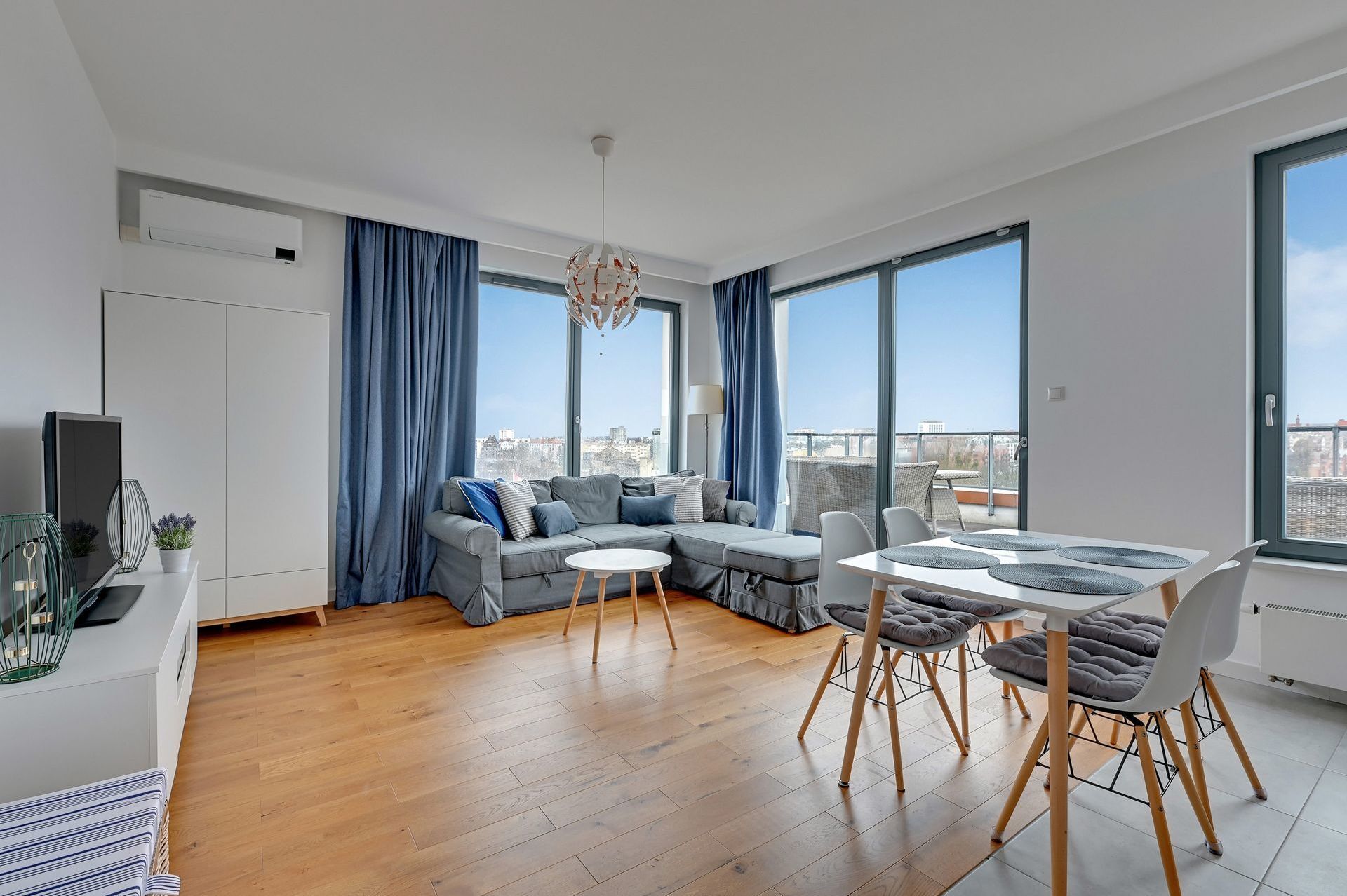 Grand Apartments