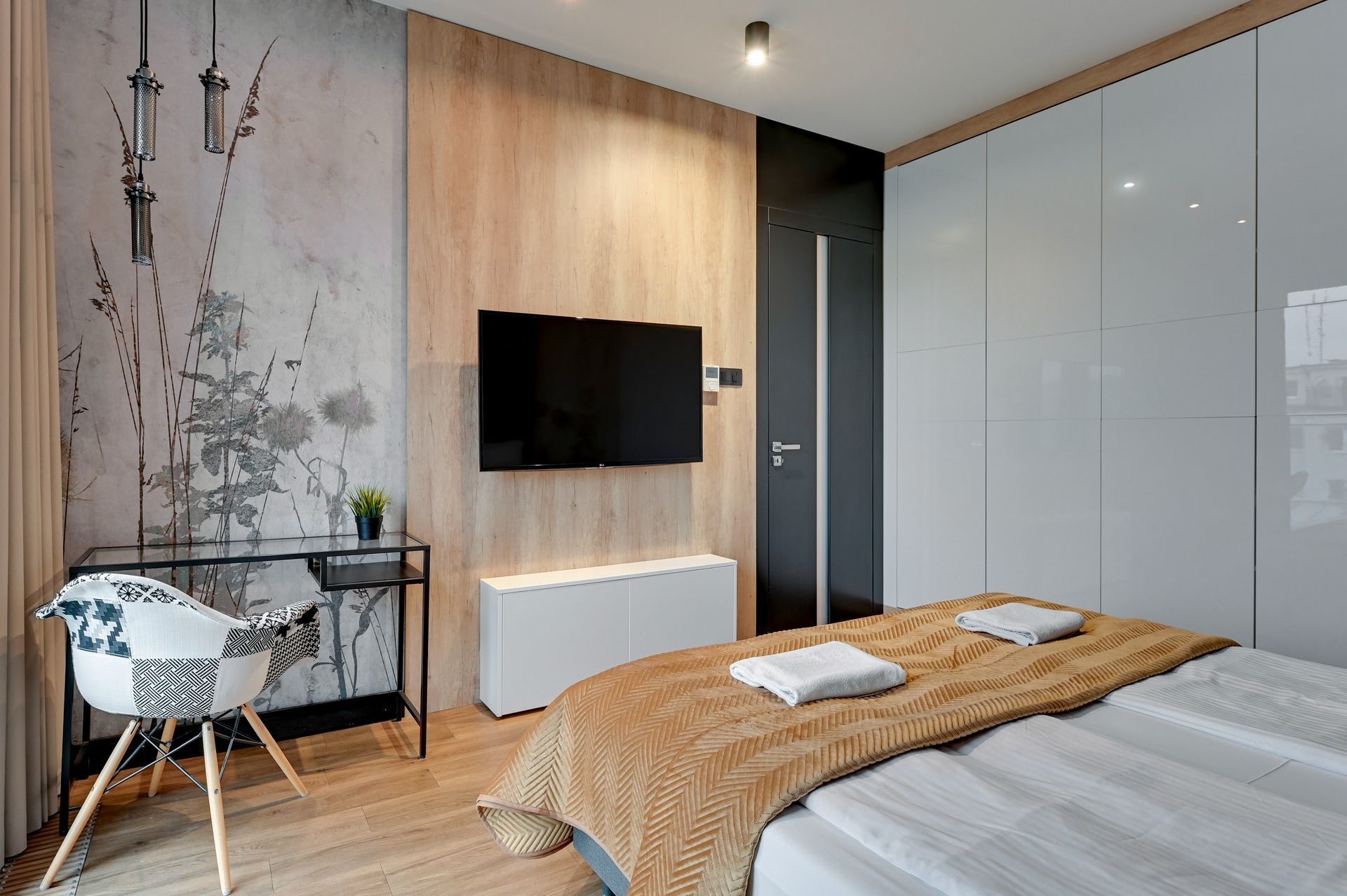 Grand Apartments