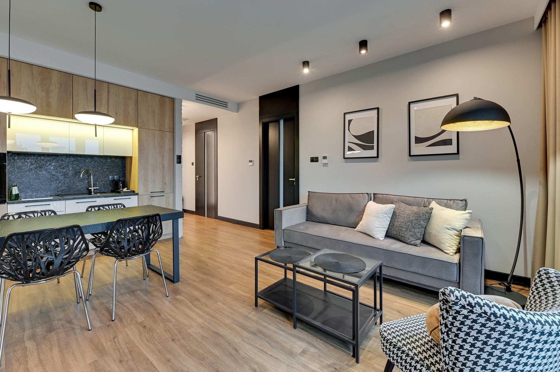 Grand Apartments