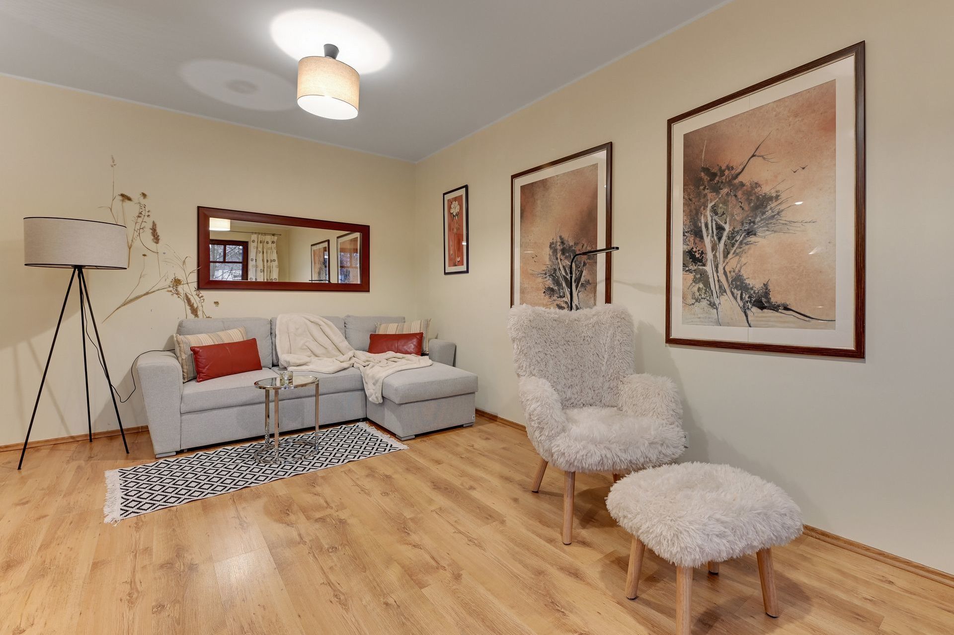 Grand Apartments