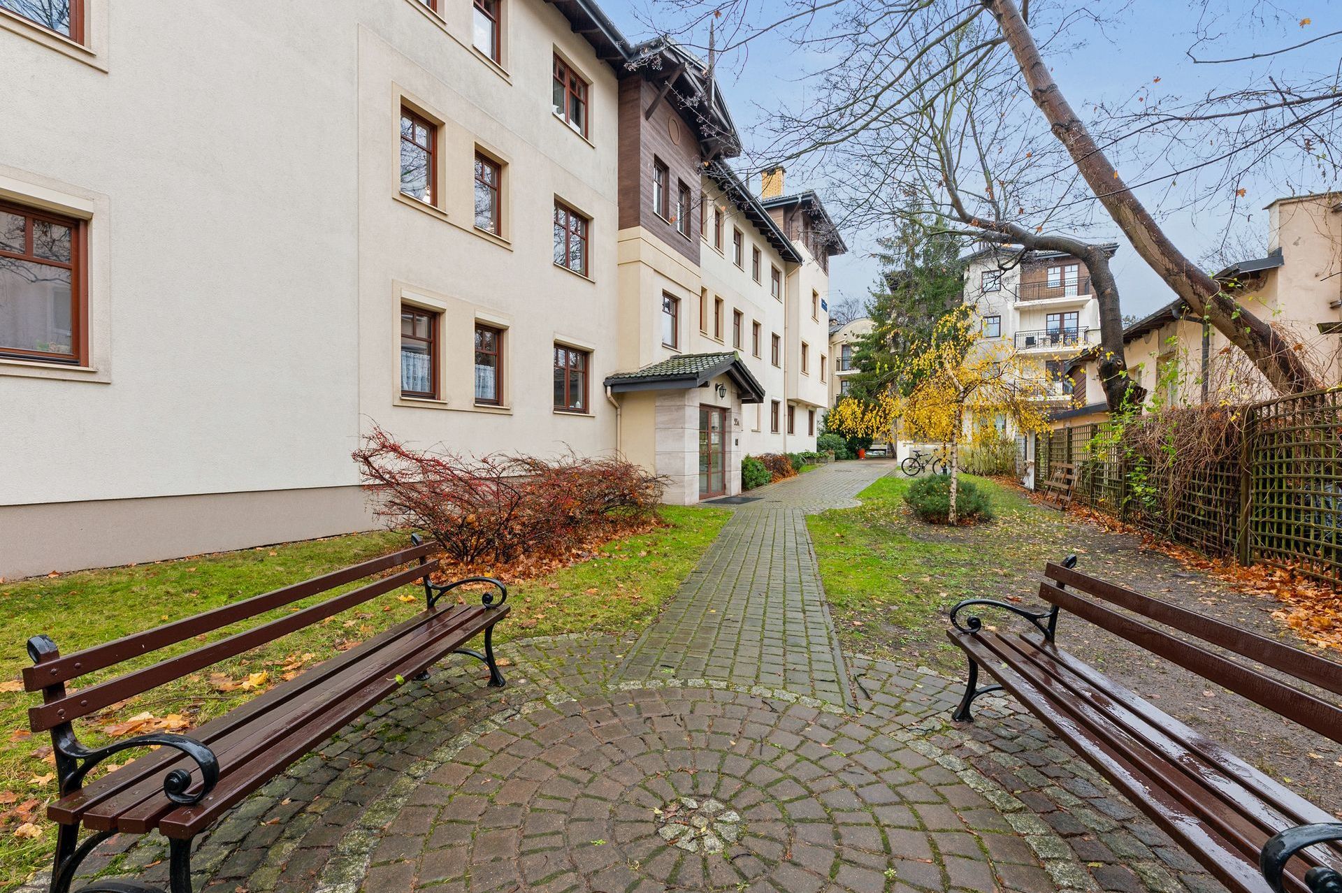 Grand Apartments