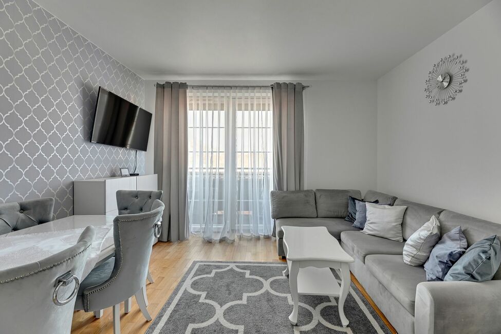 Grand Apartments
