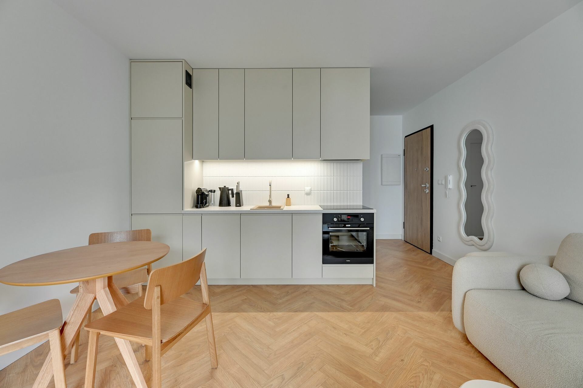 Grand Apartments