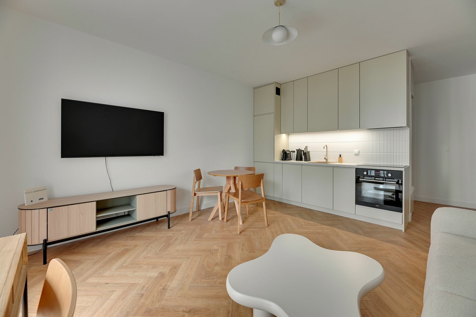 Grand Apartments