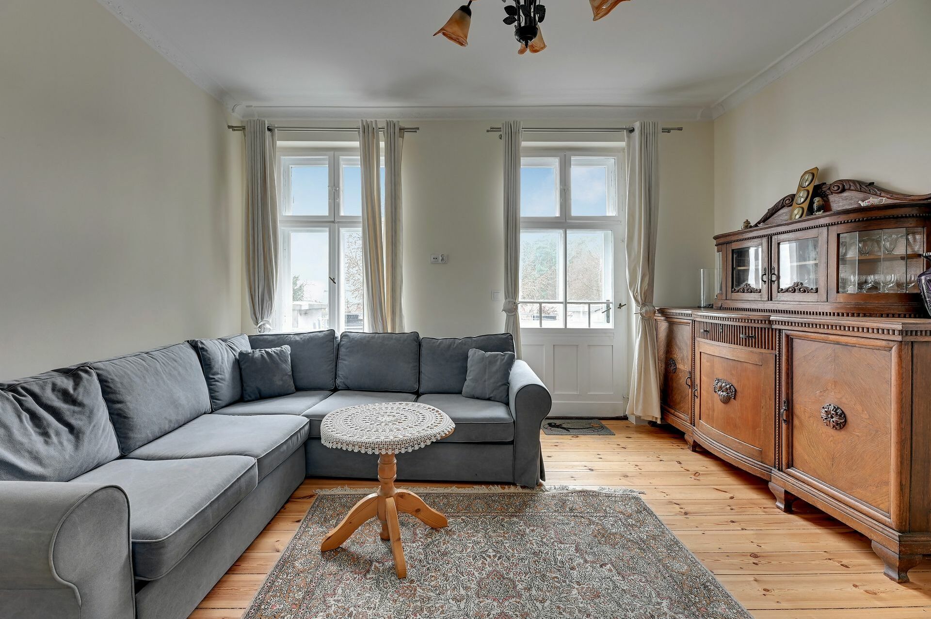Grand Apartments
