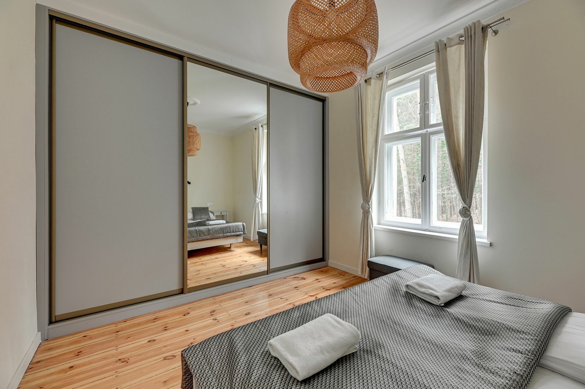 Grand Apartments