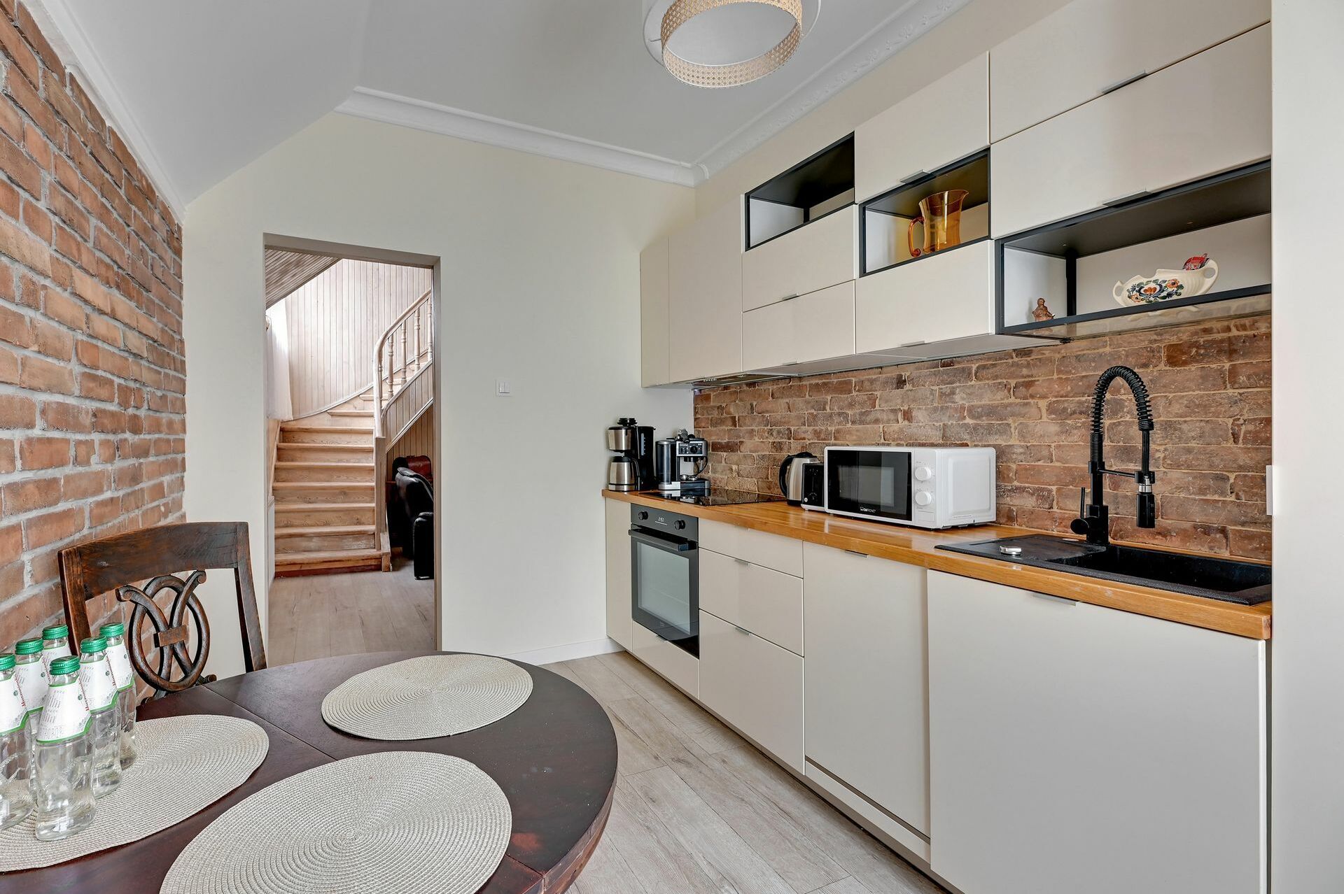 Grand Apartments