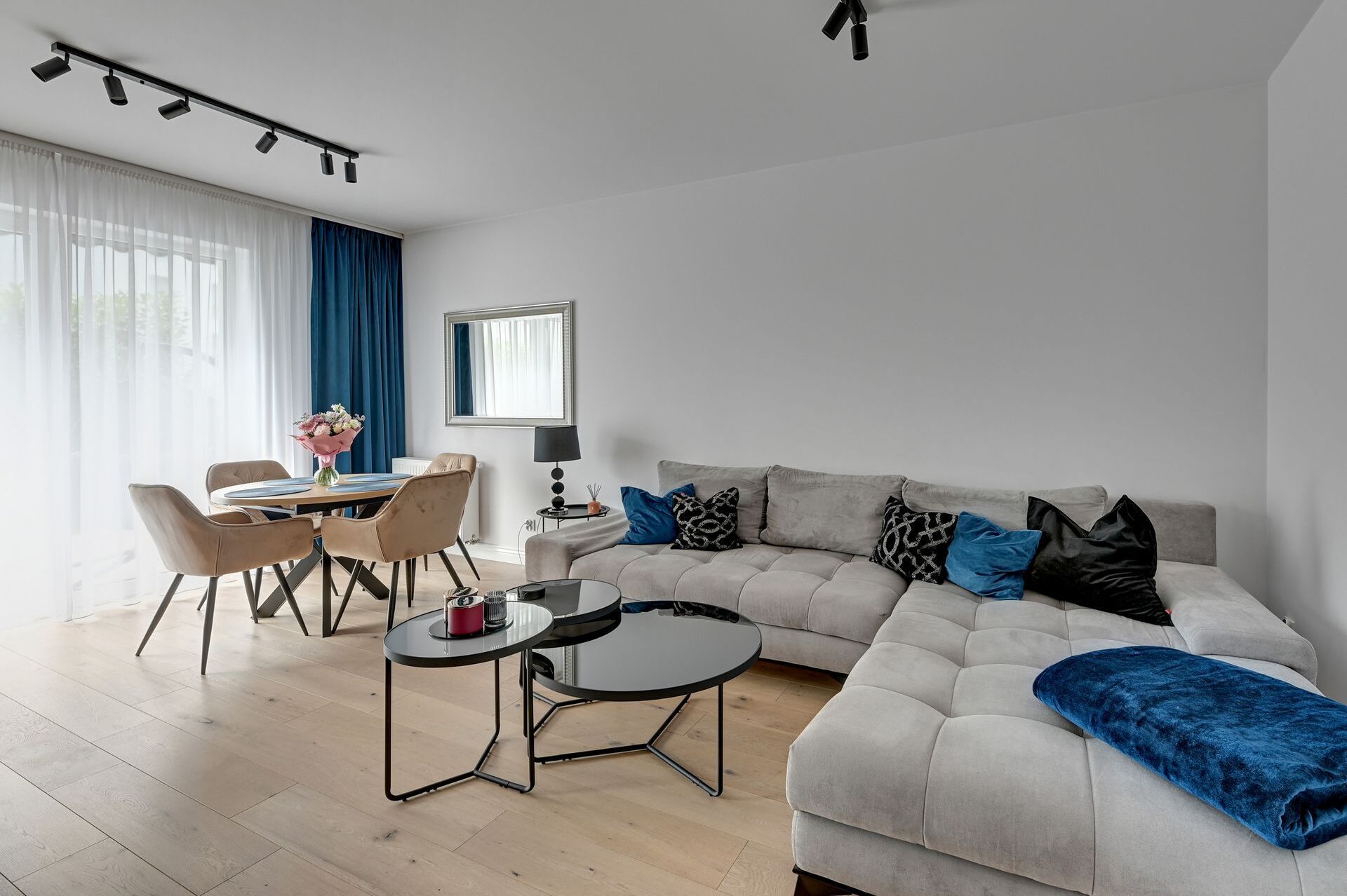 Grand Apartments