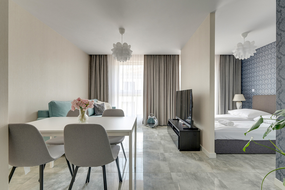 Grand Apartments