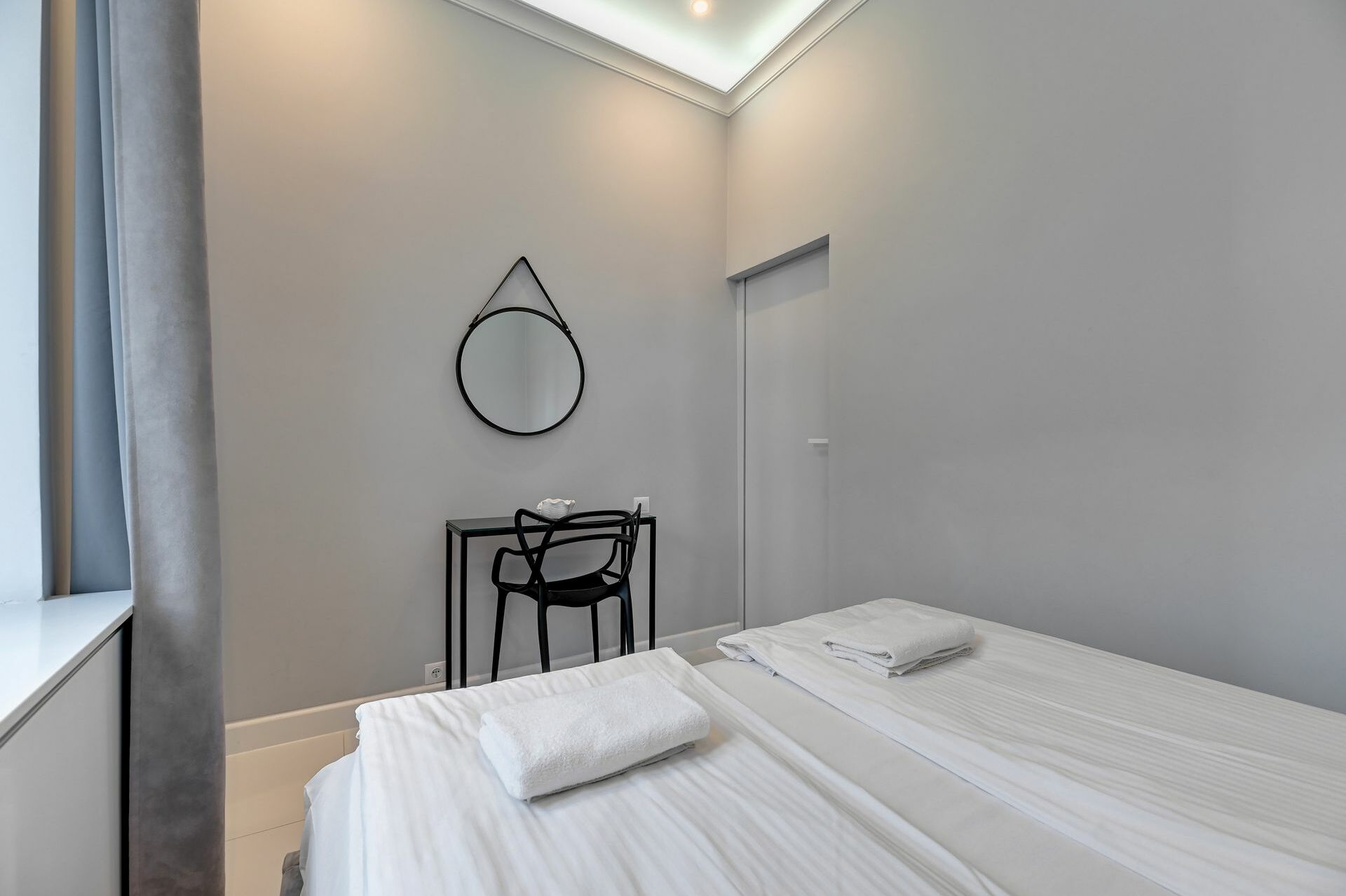 Grand Apartments