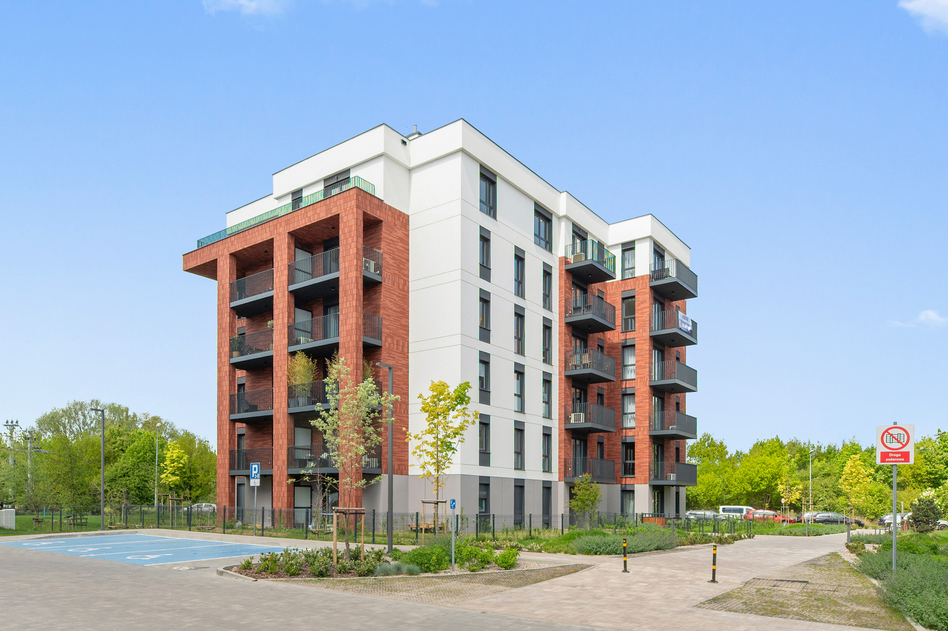 Grand Apartments