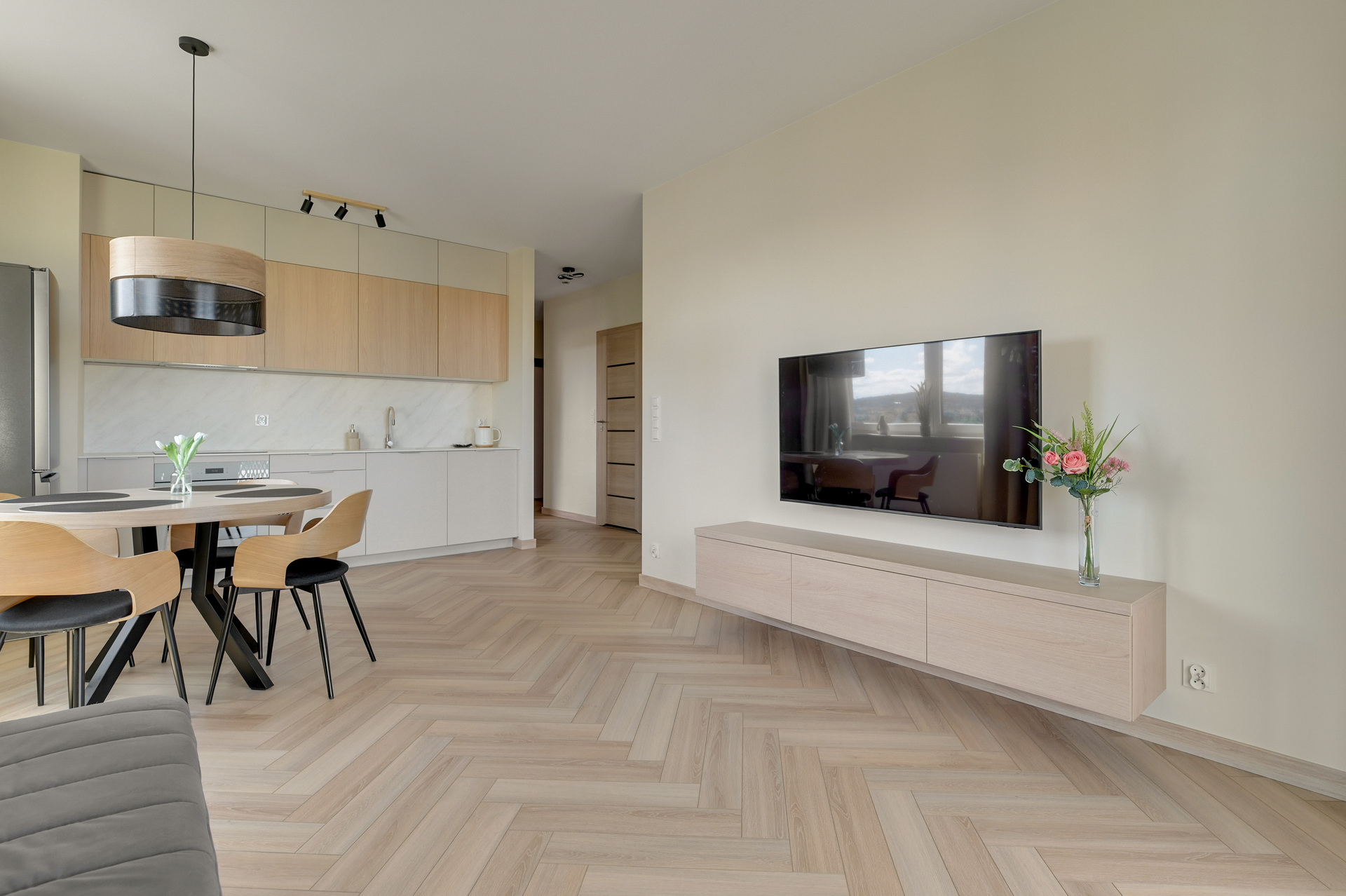 Grand Apartments