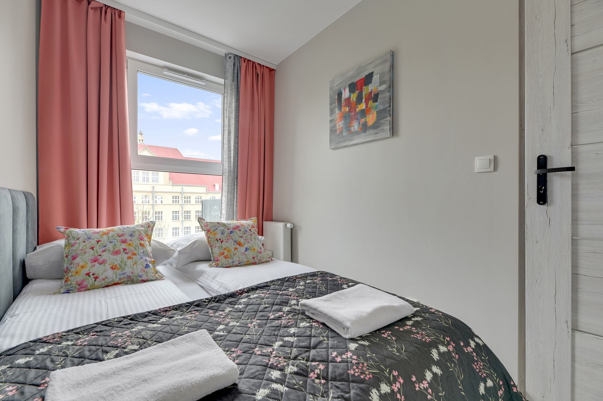 Grand Apartments