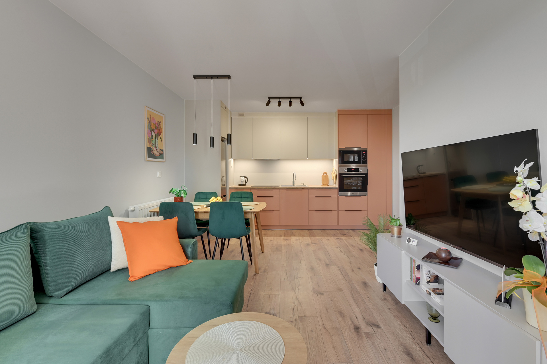 Grand Apartments