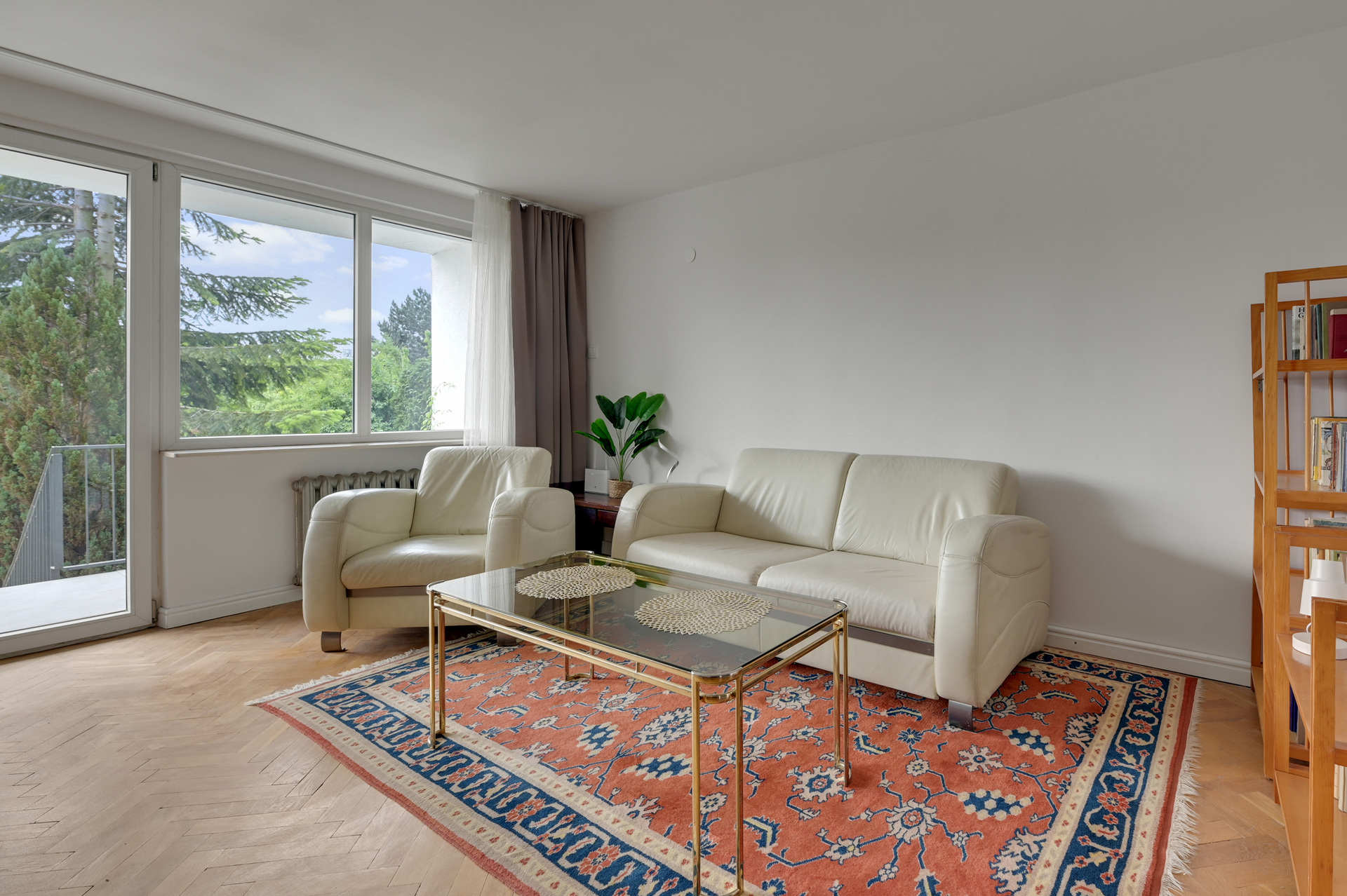 Grand Apartments
