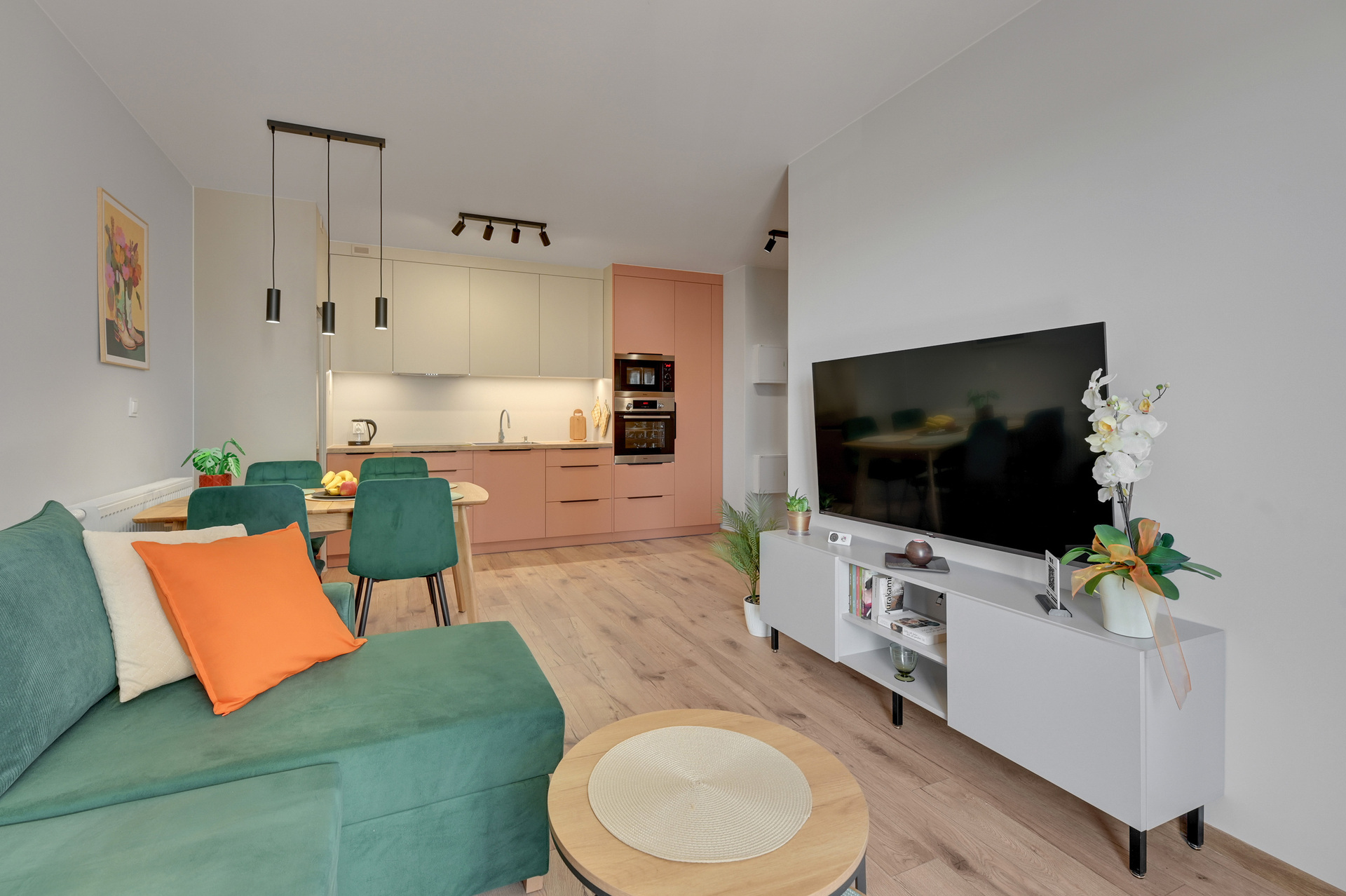 Grand Apartments