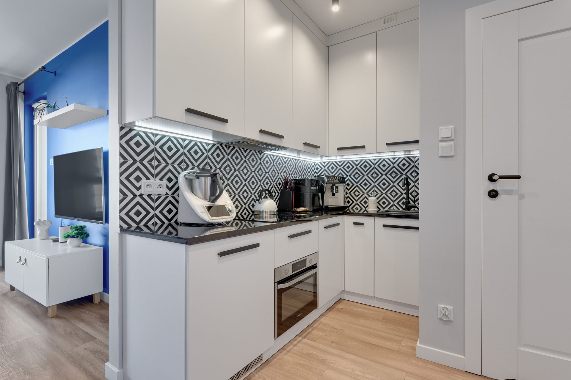 Grand Apartments