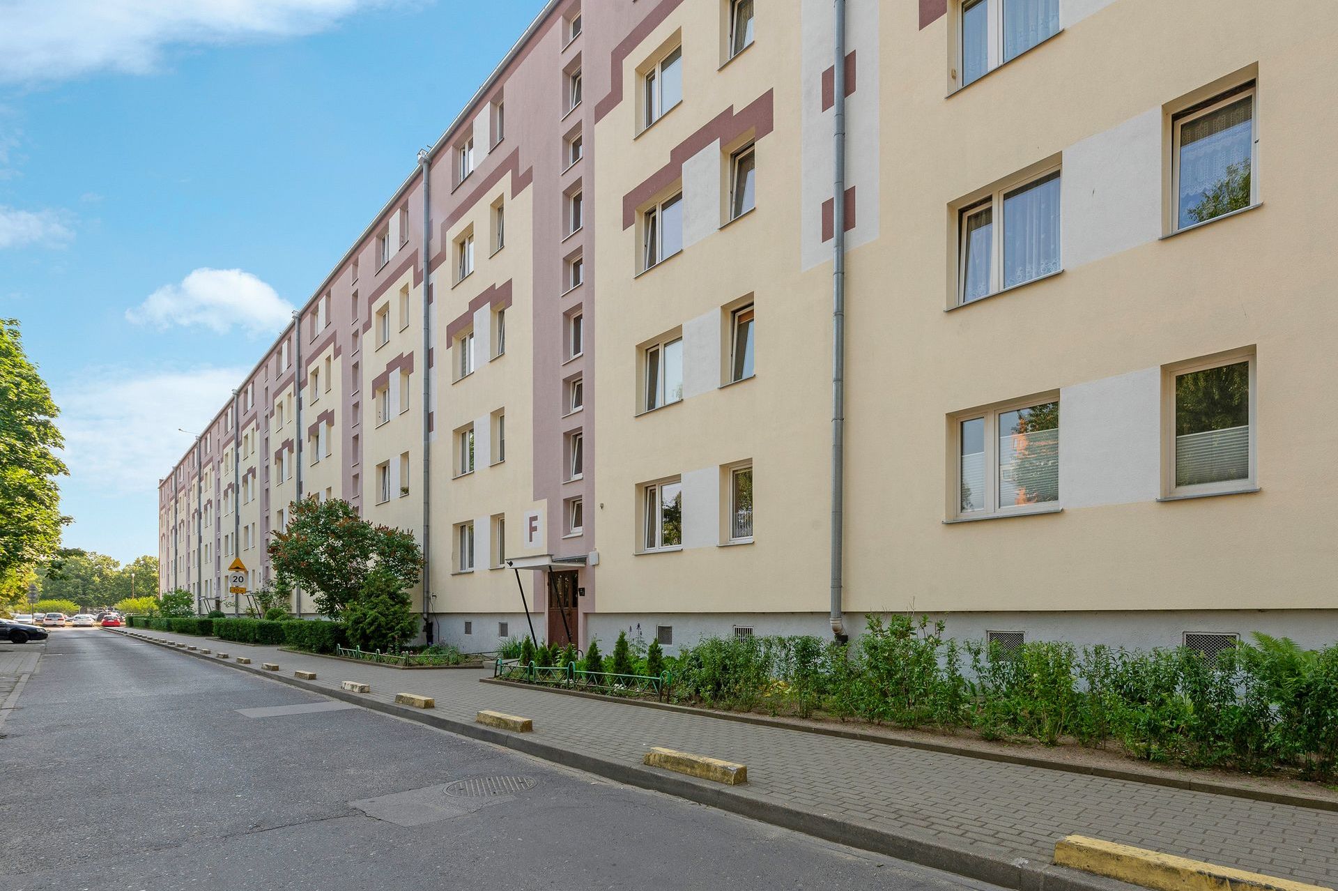 Grand Apartments