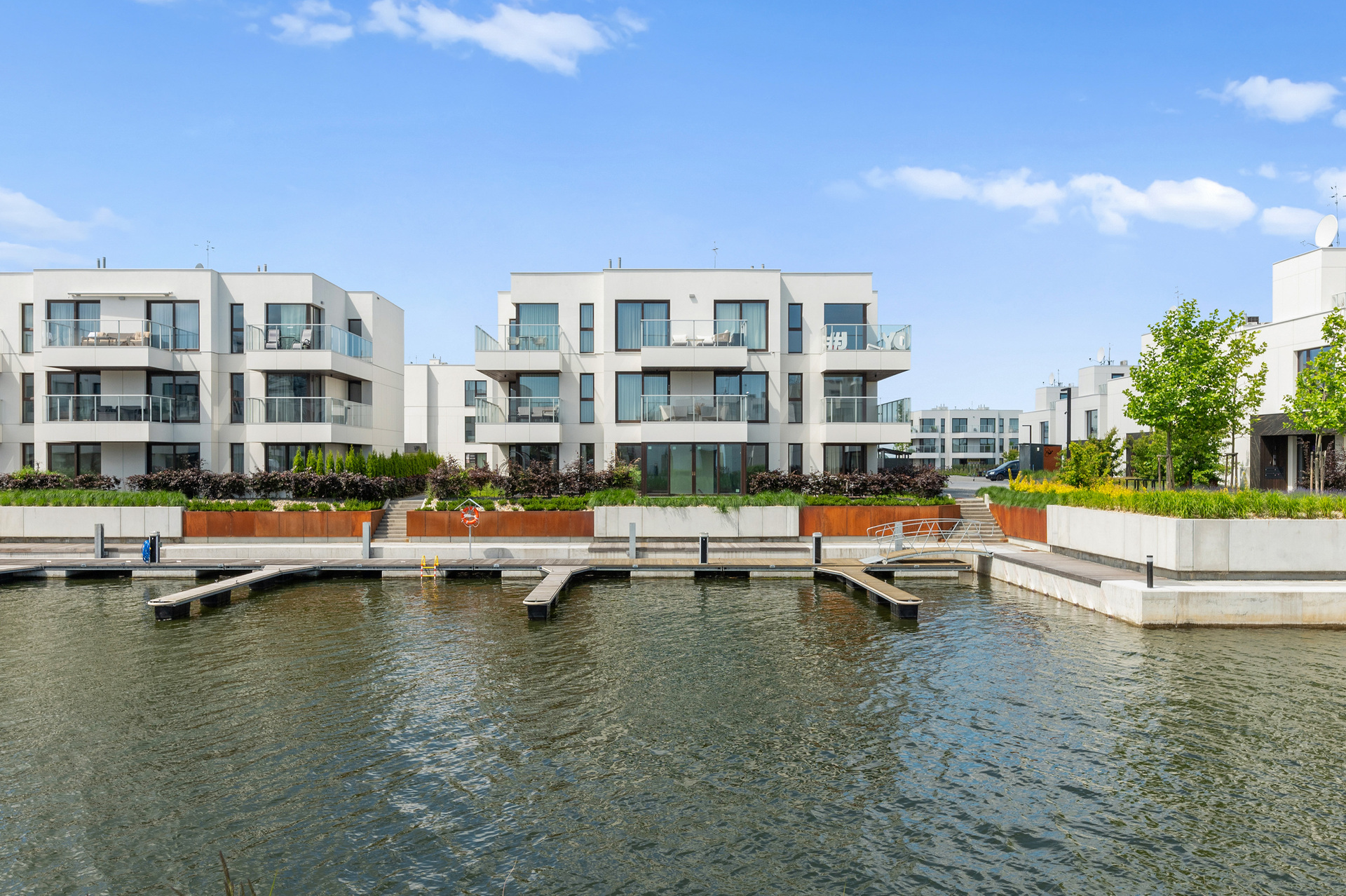 Grand Apartments