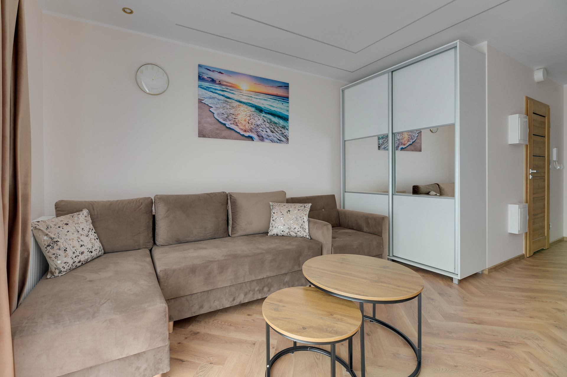 Grand Apartments