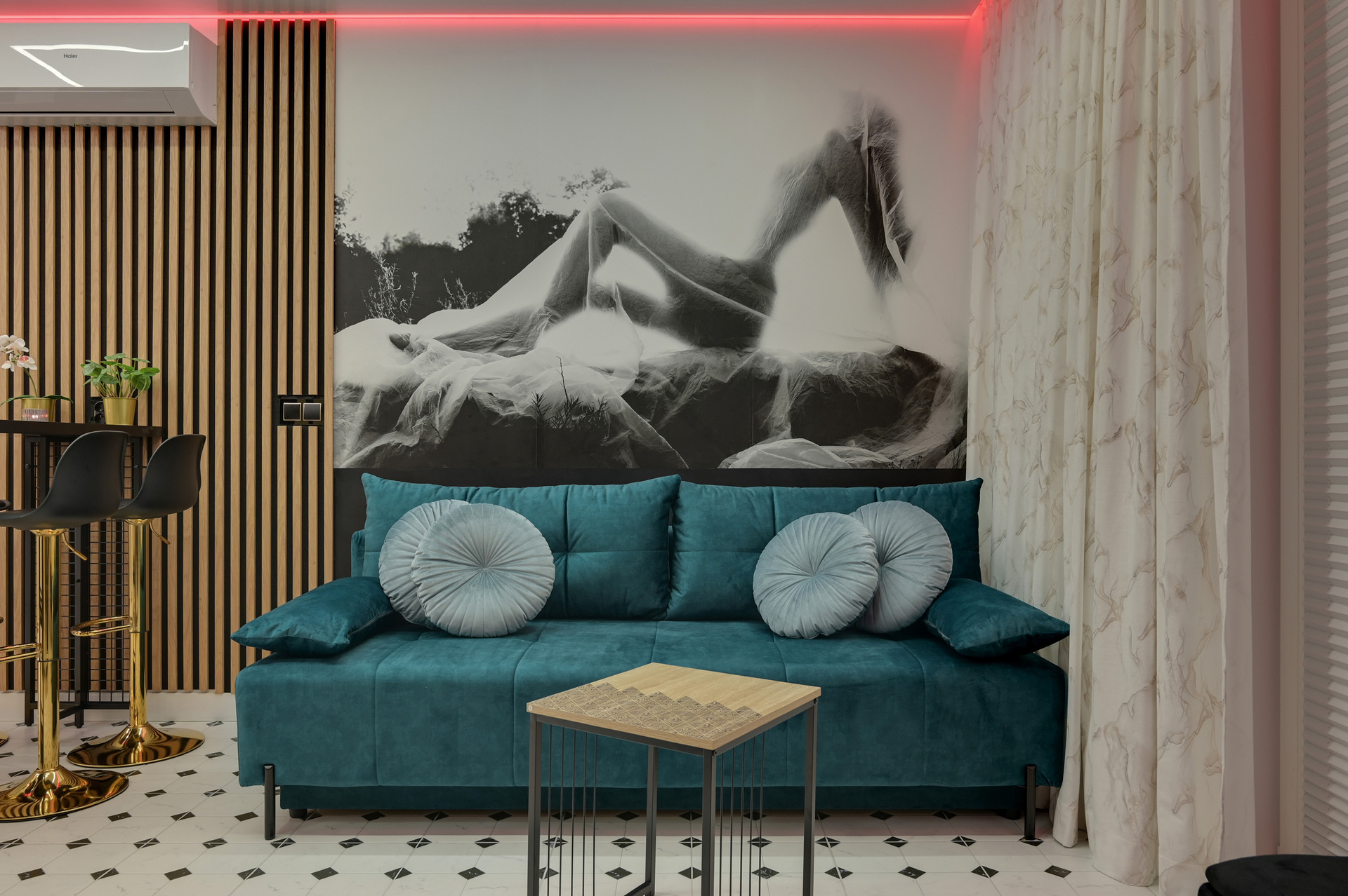 Grand Apartments