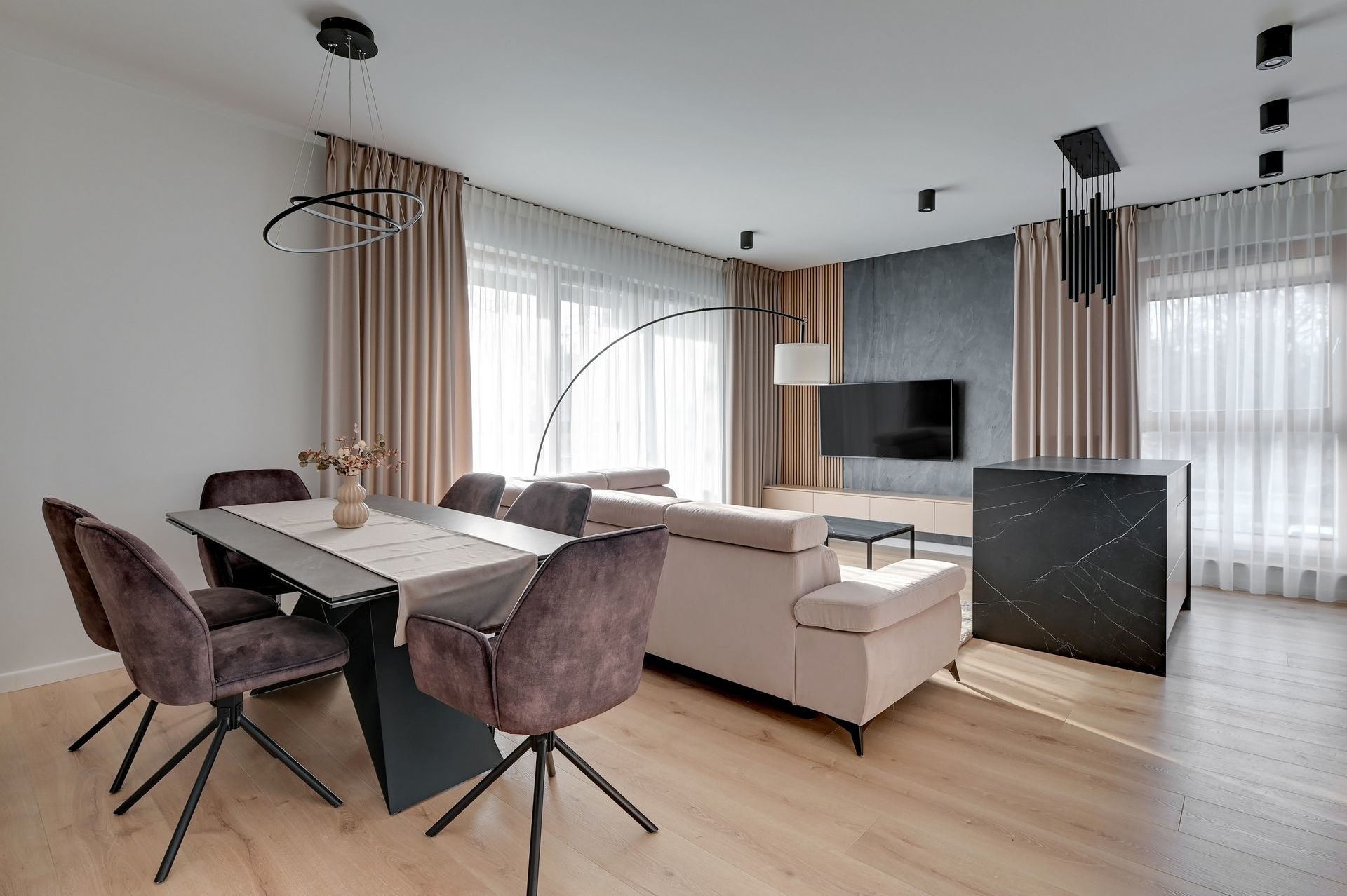Grand Apartments