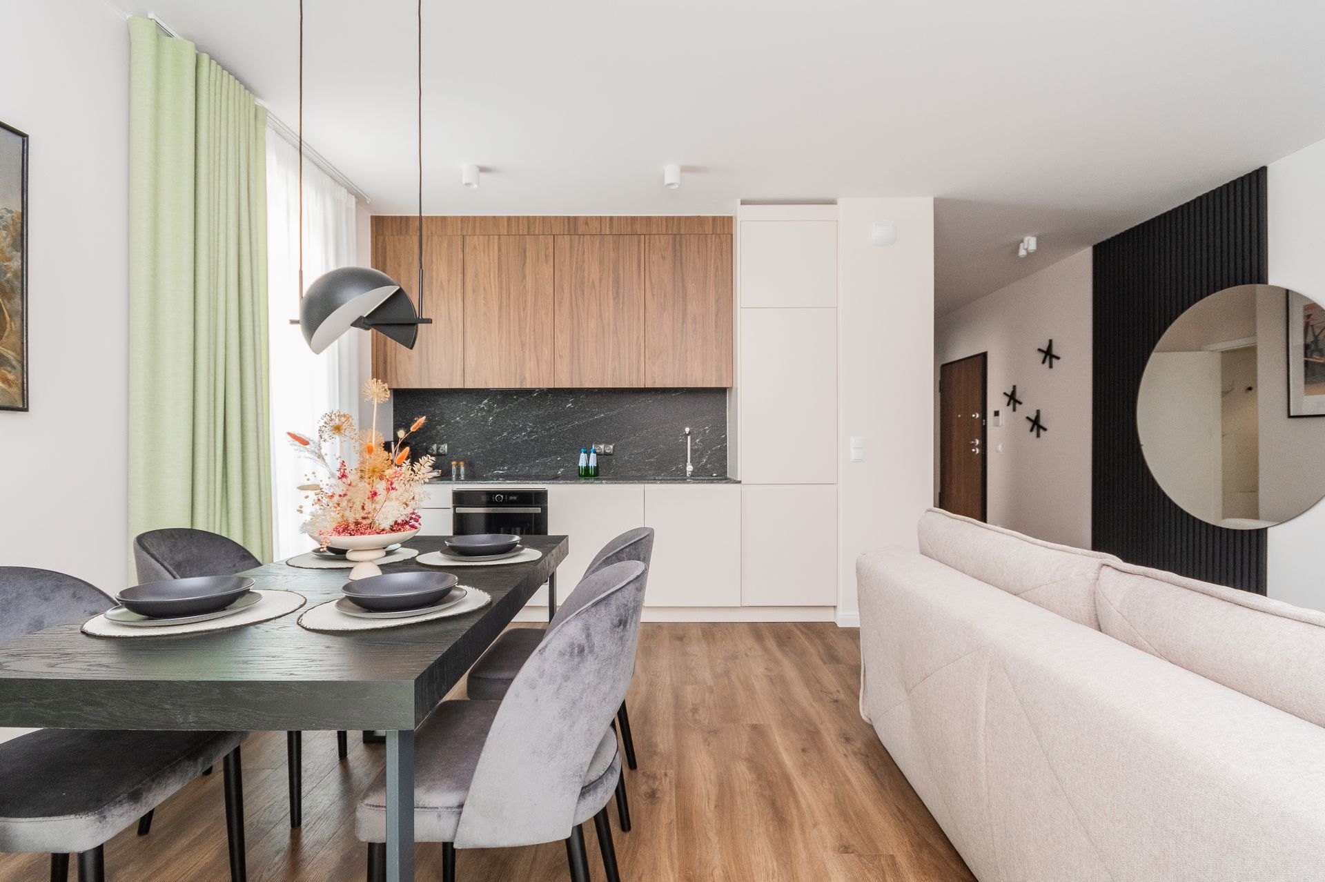 Grand Apartments