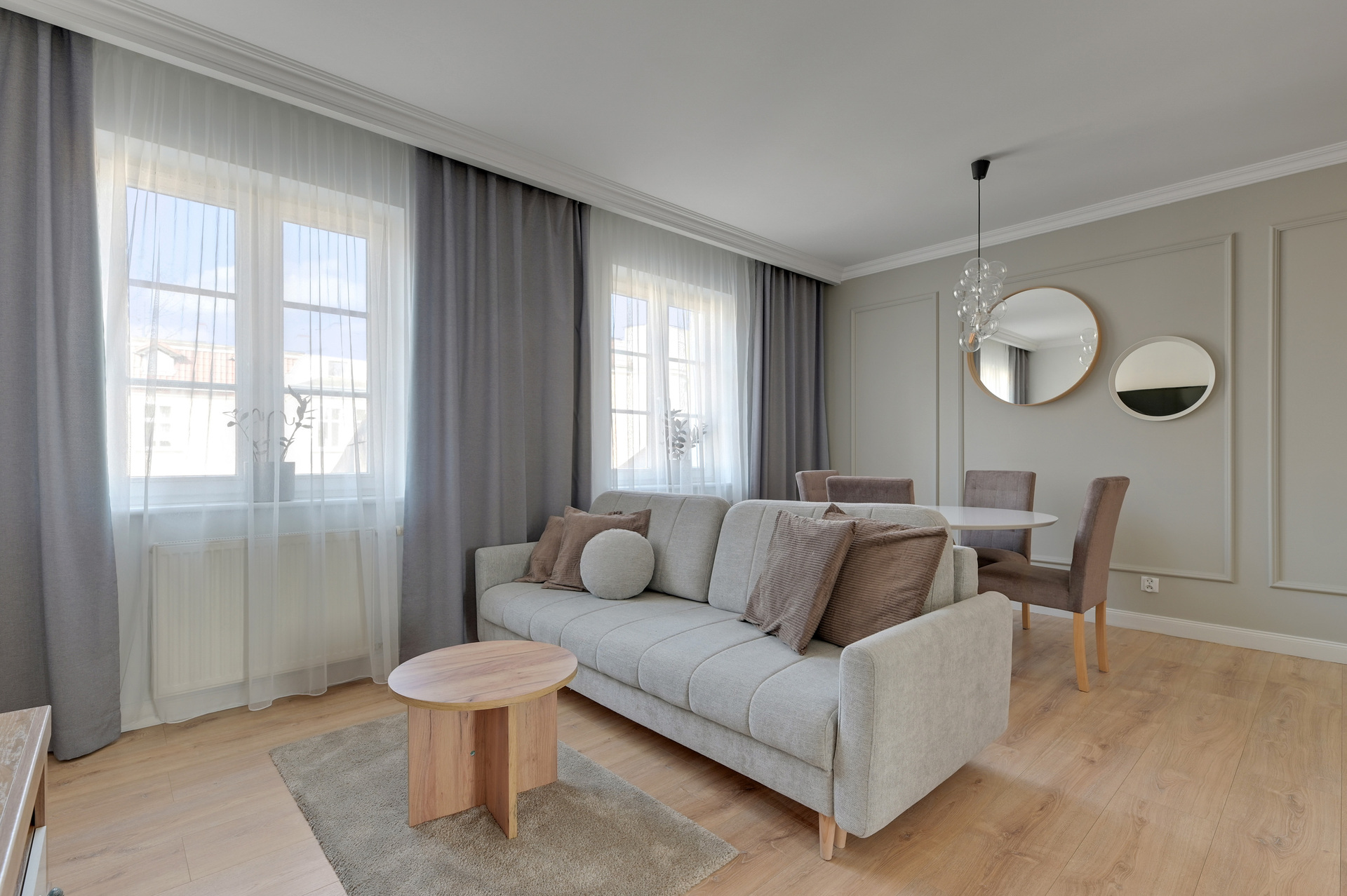 Grand Apartments