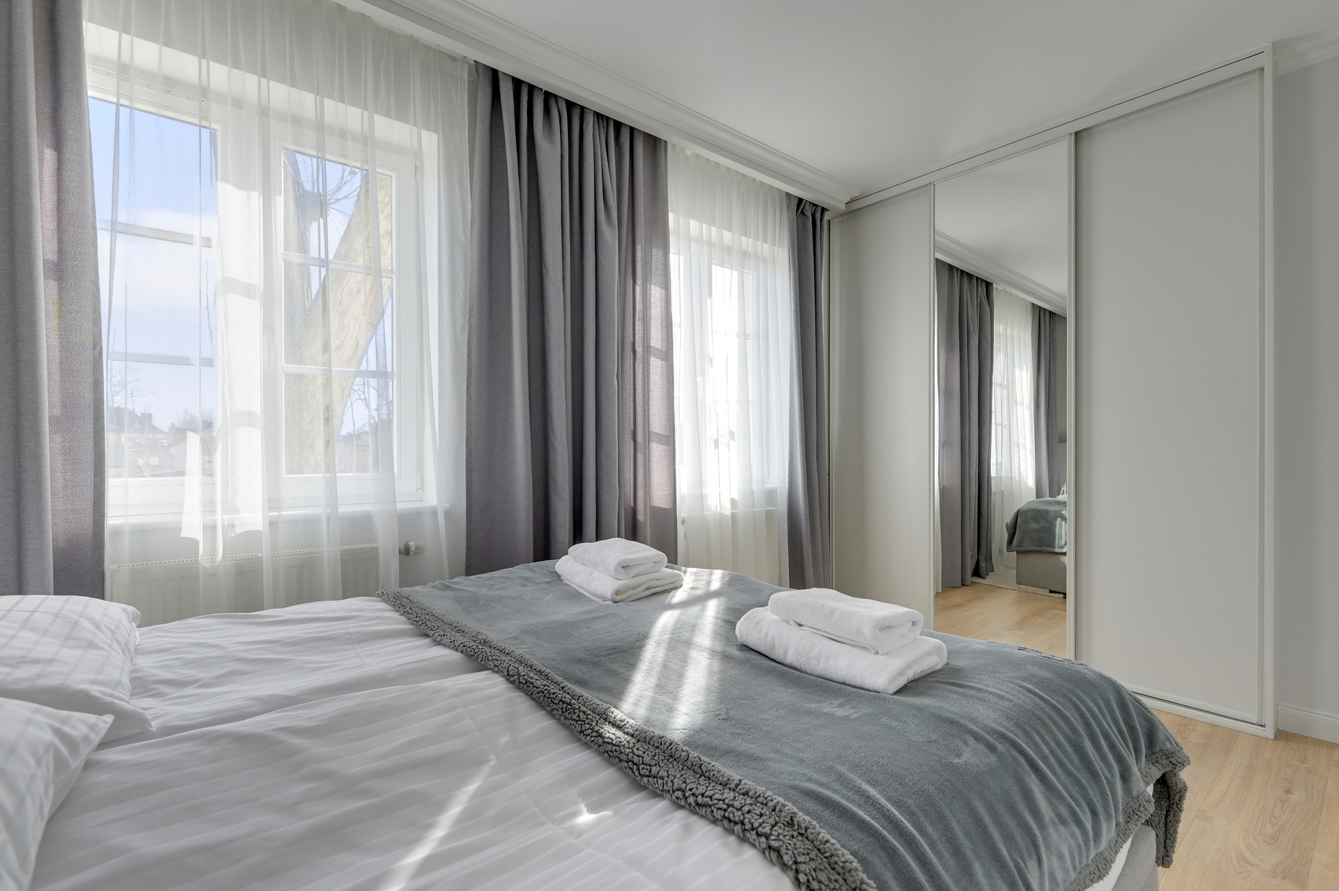 Grand Apartments