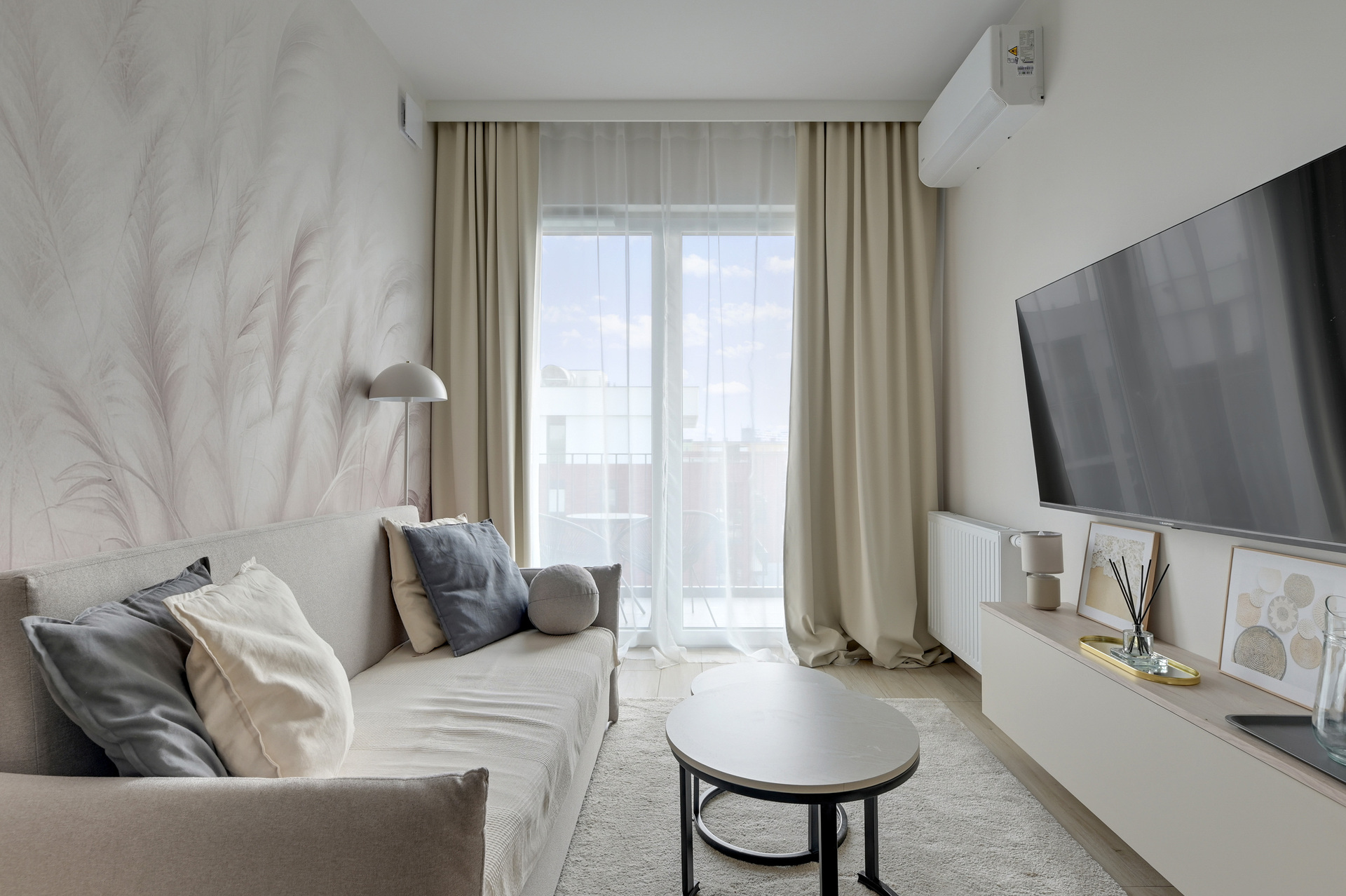 Grand Apartments