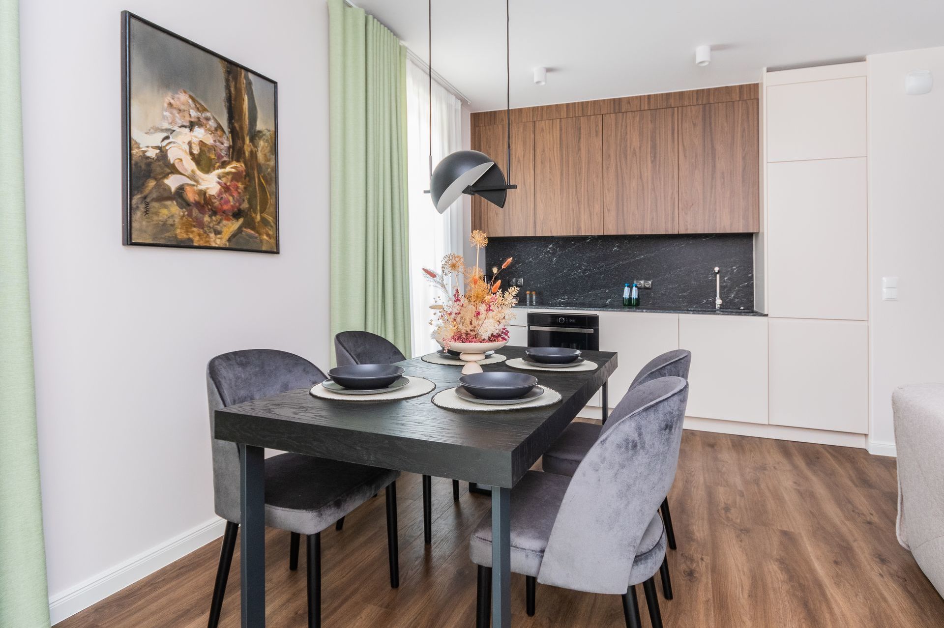 Grand Apartments