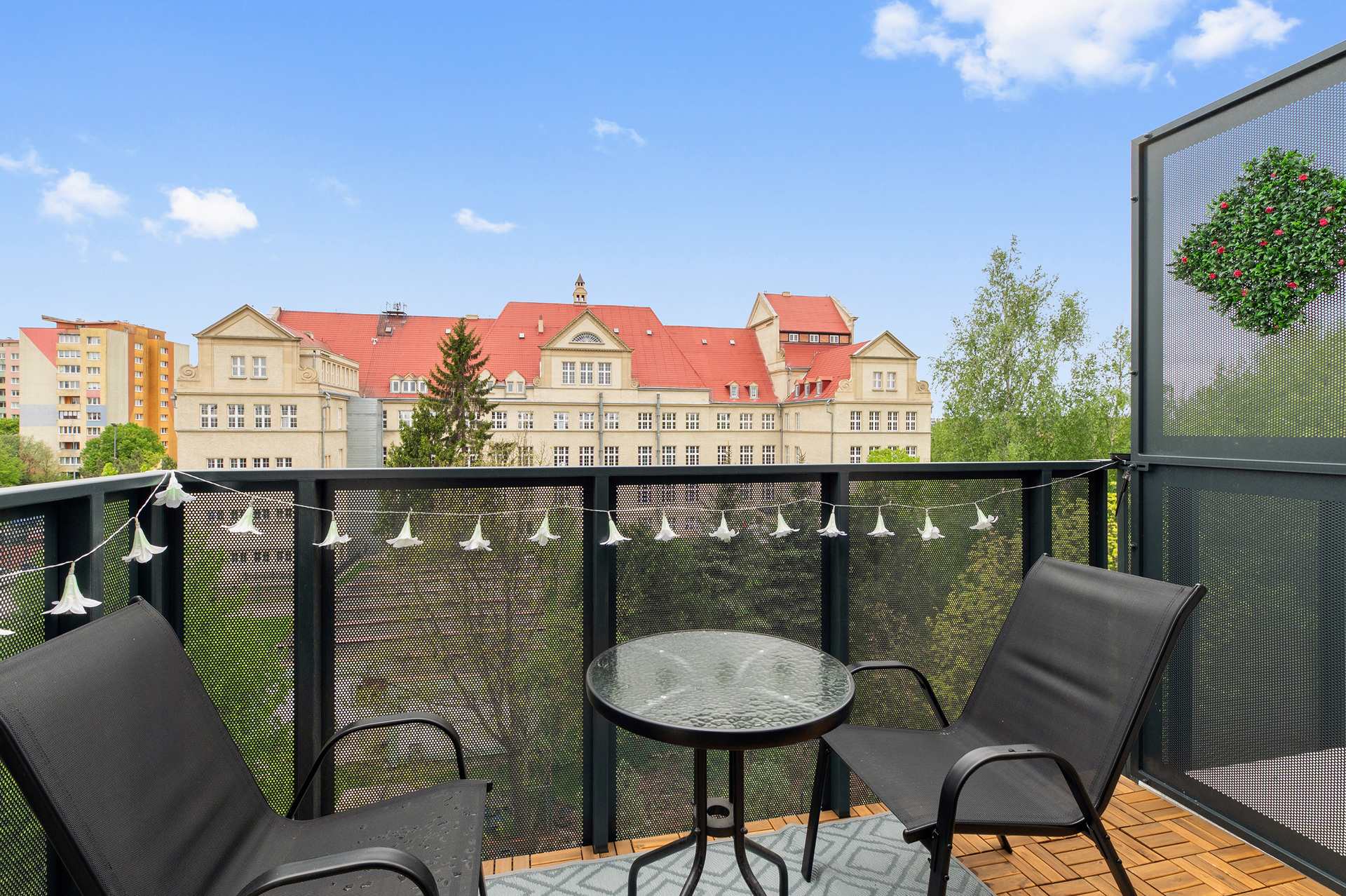 Grand Apartments