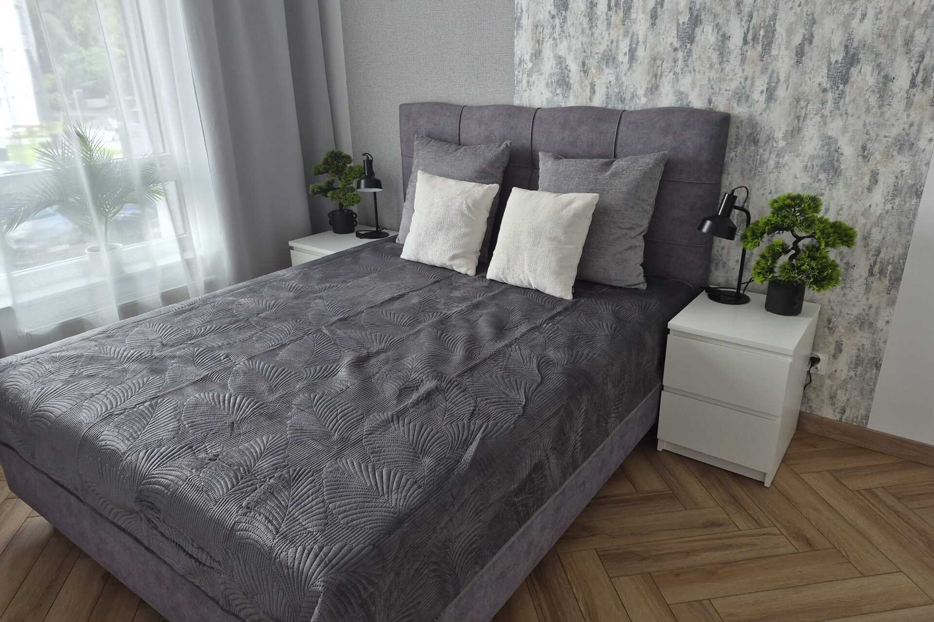 Grand Apartments