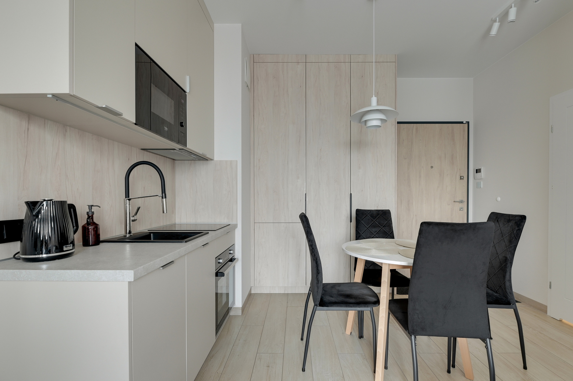 Grand Apartments