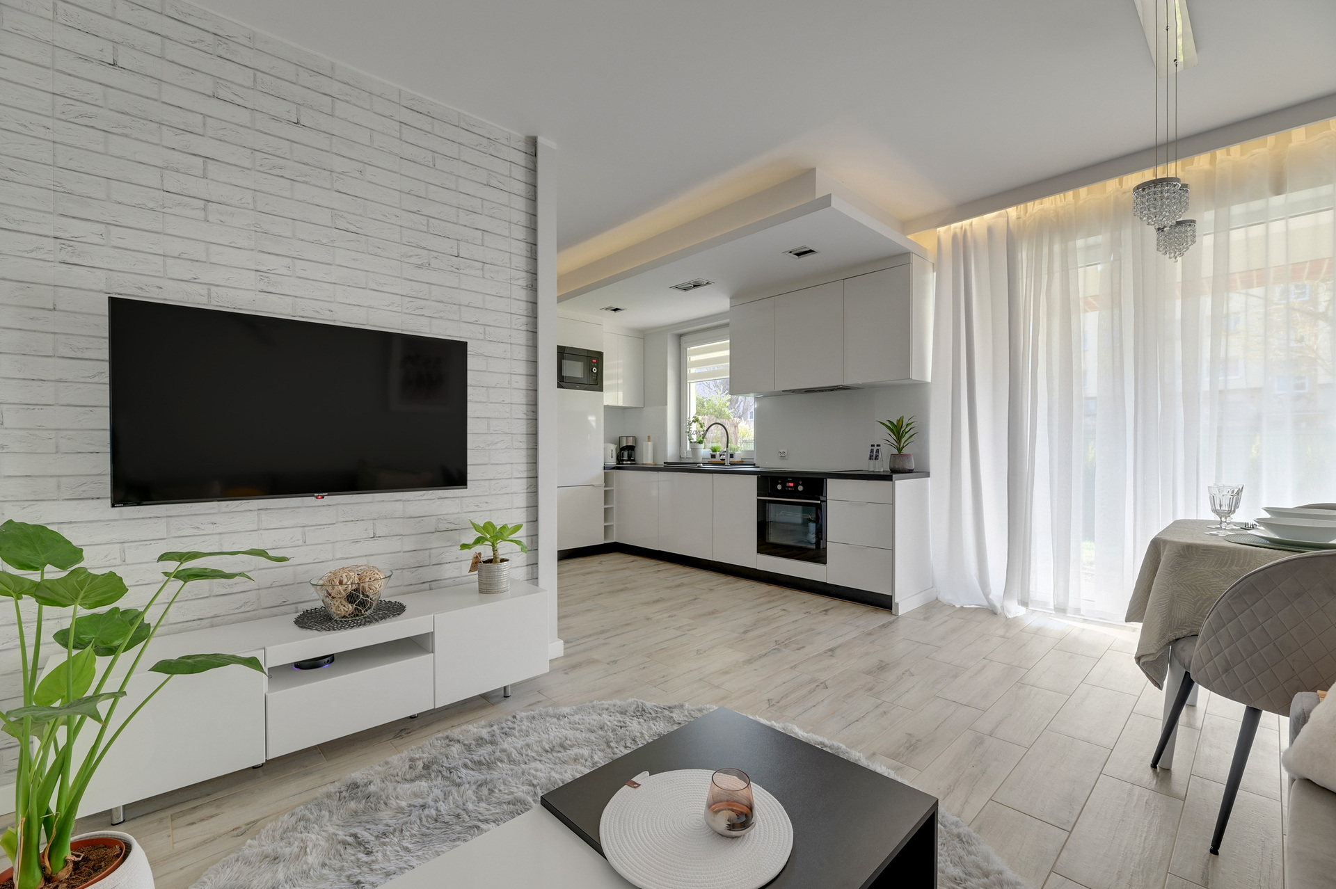 Grand Apartments