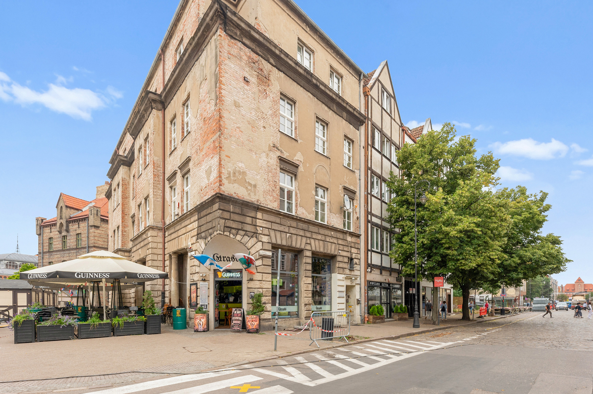 Grand Apartments