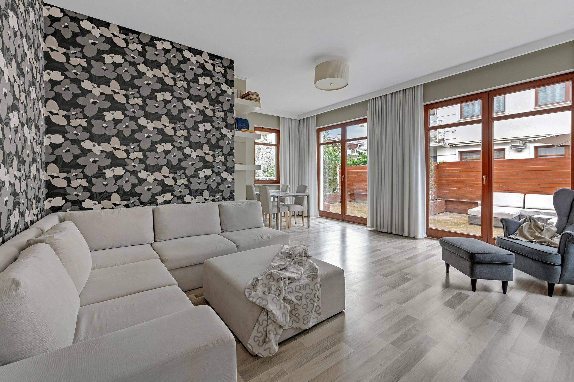 Grand Apartments