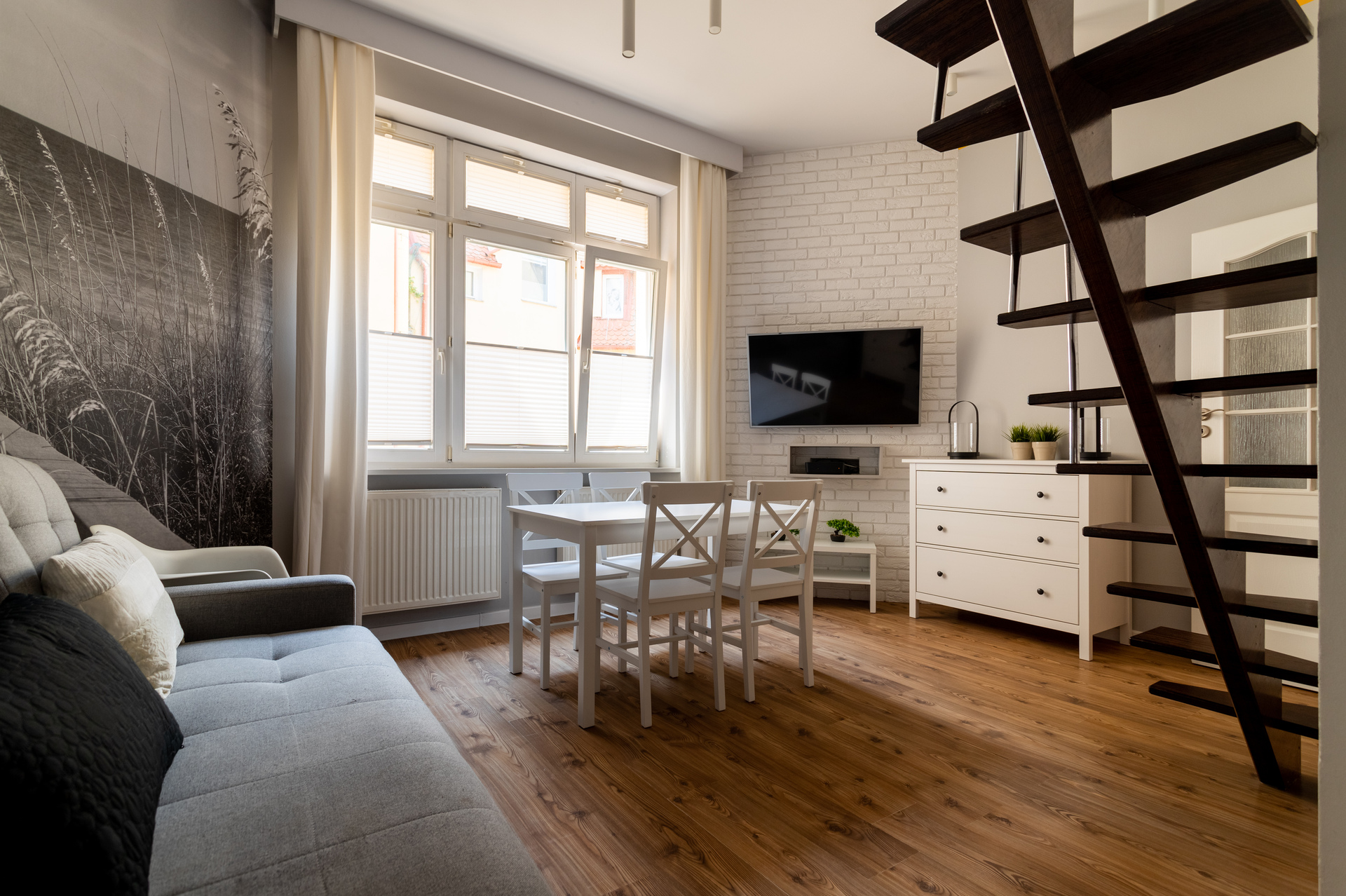 Grand Apartments