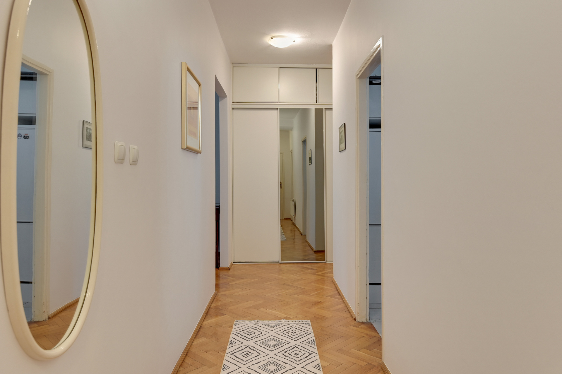 Grand Apartments