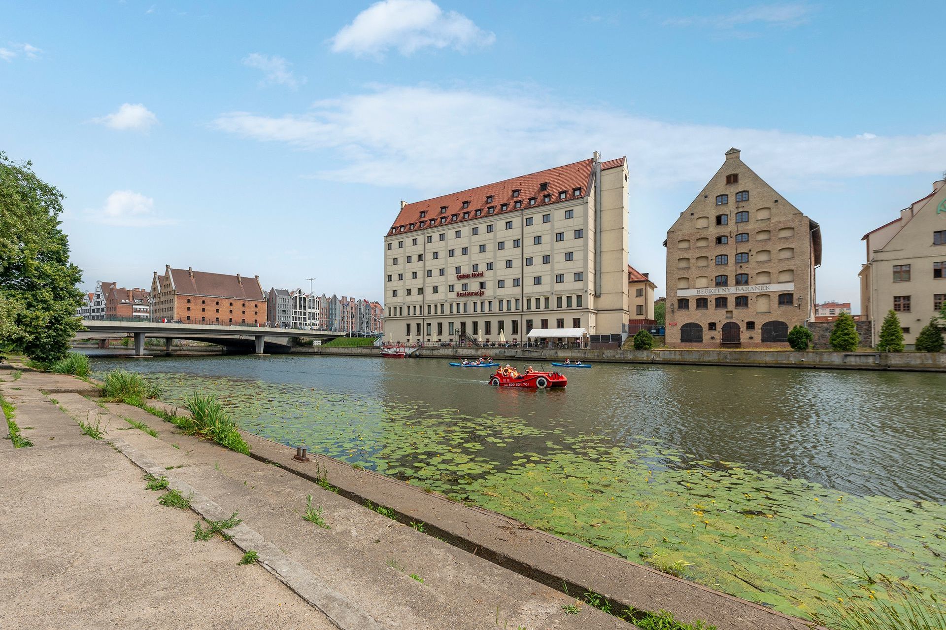 Grand Apartments