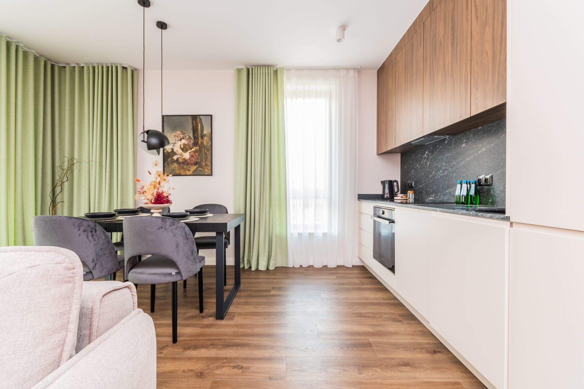 Grand Apartments