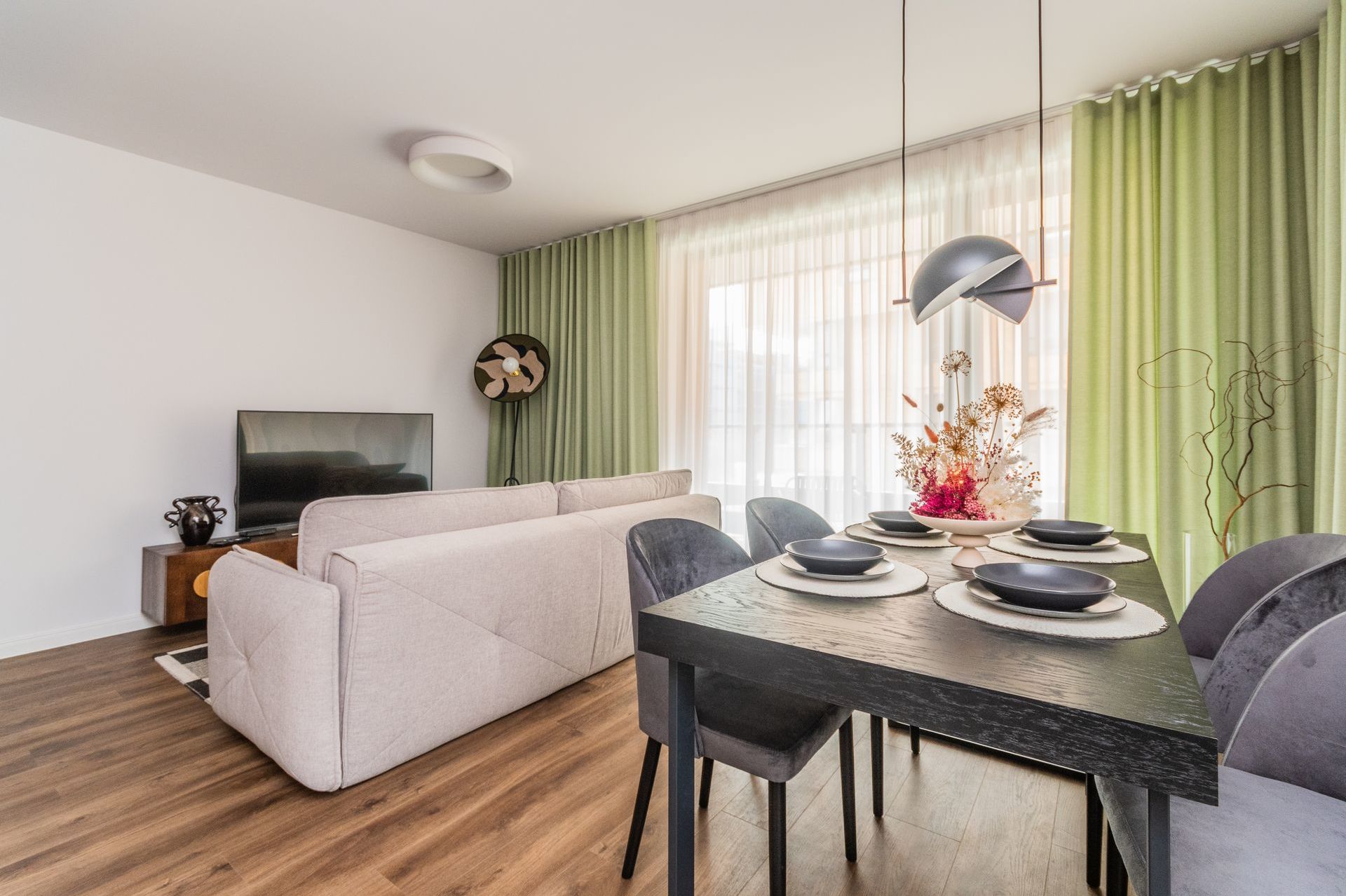 Grand Apartments