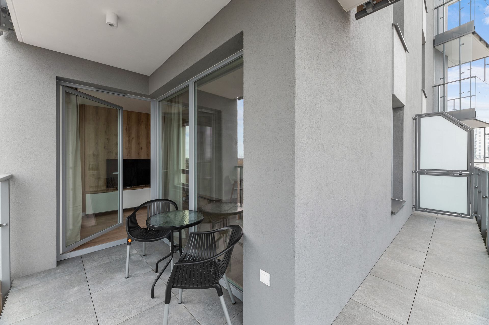 Grand Apartments