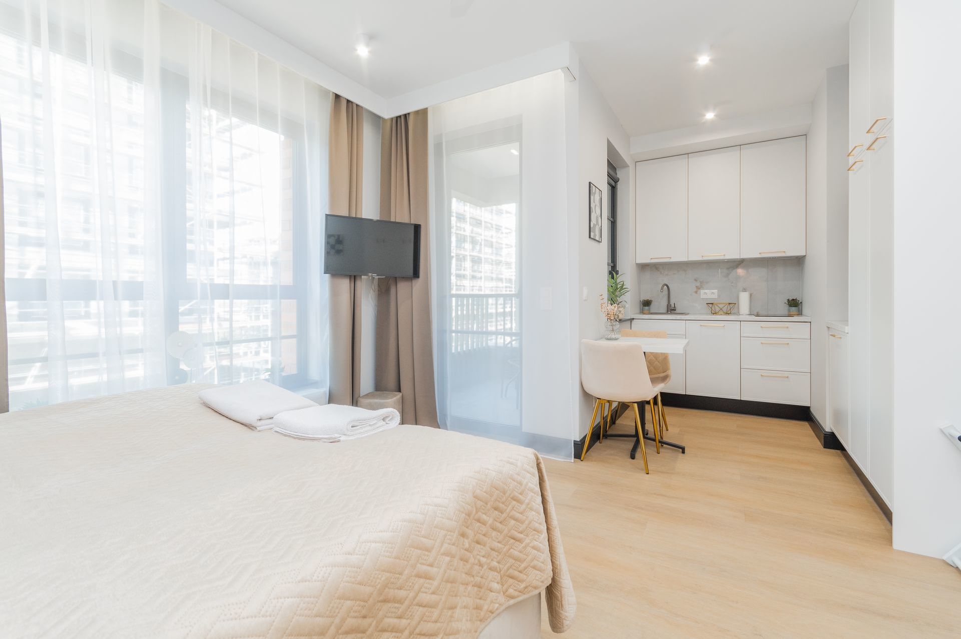 Grand Apartments
