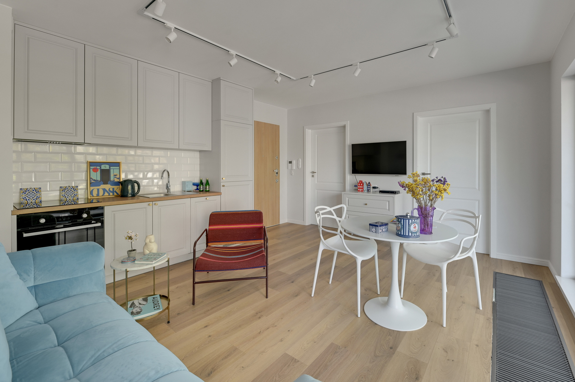 Grand Apartments