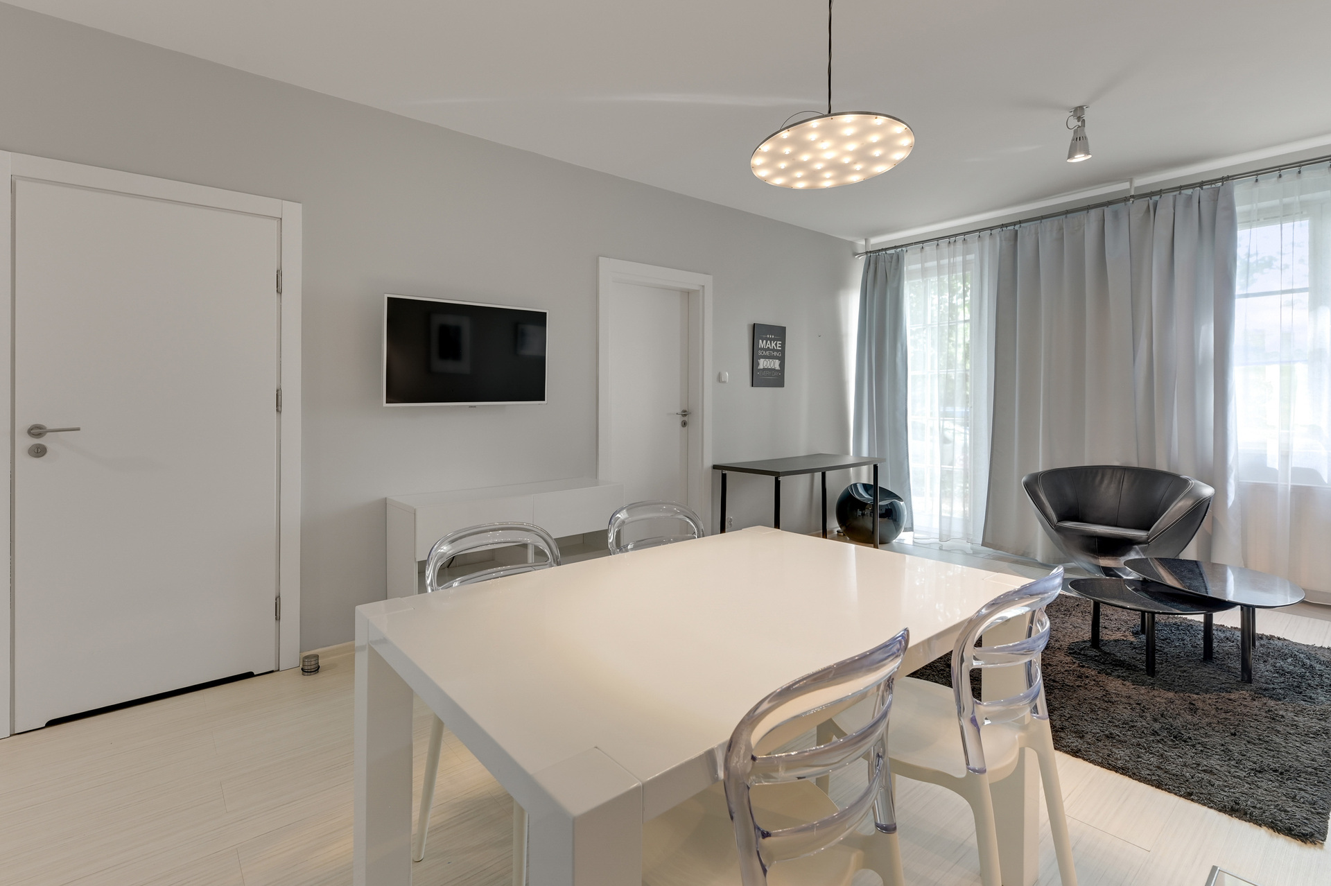 Grand Apartments