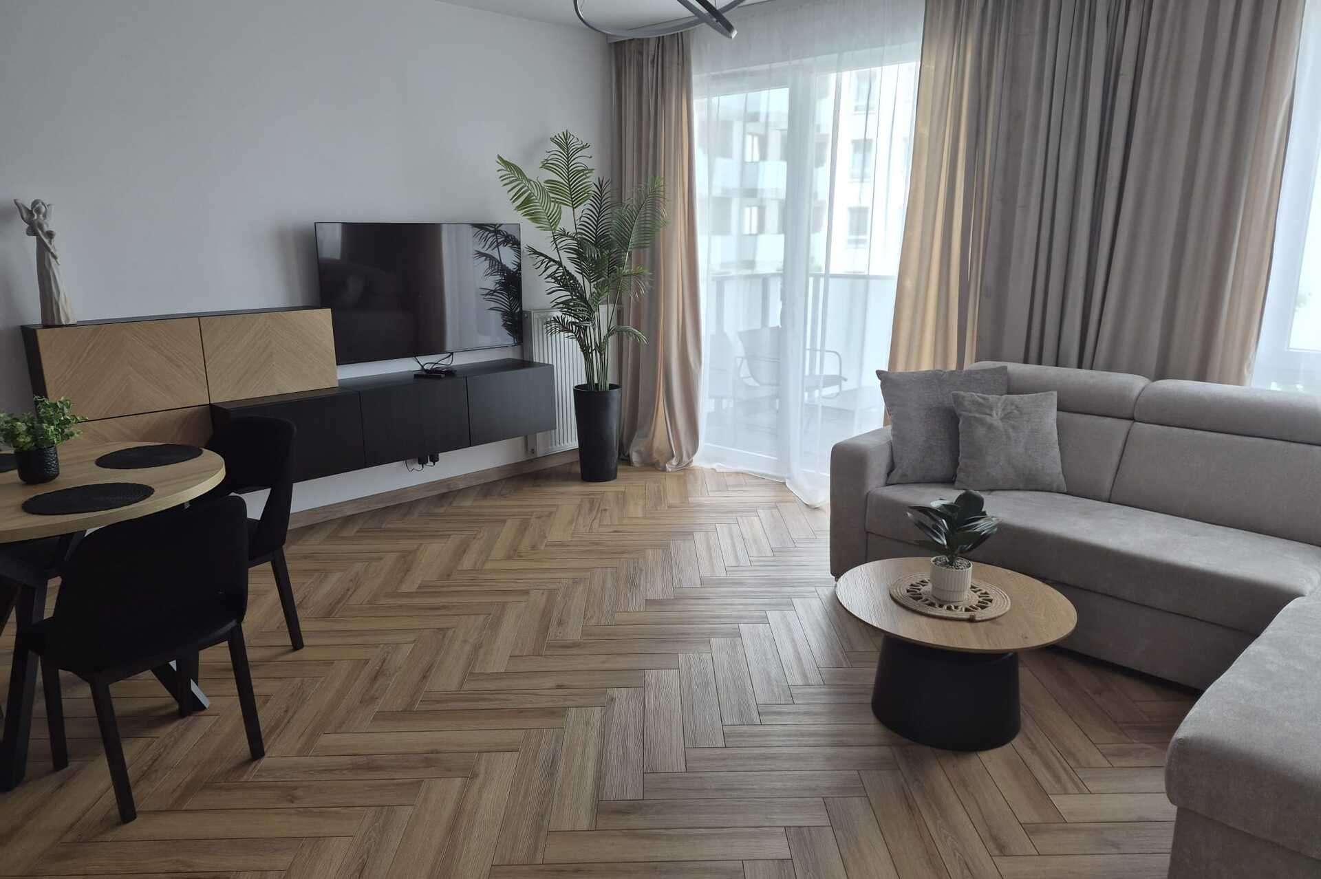 Grand Apartments