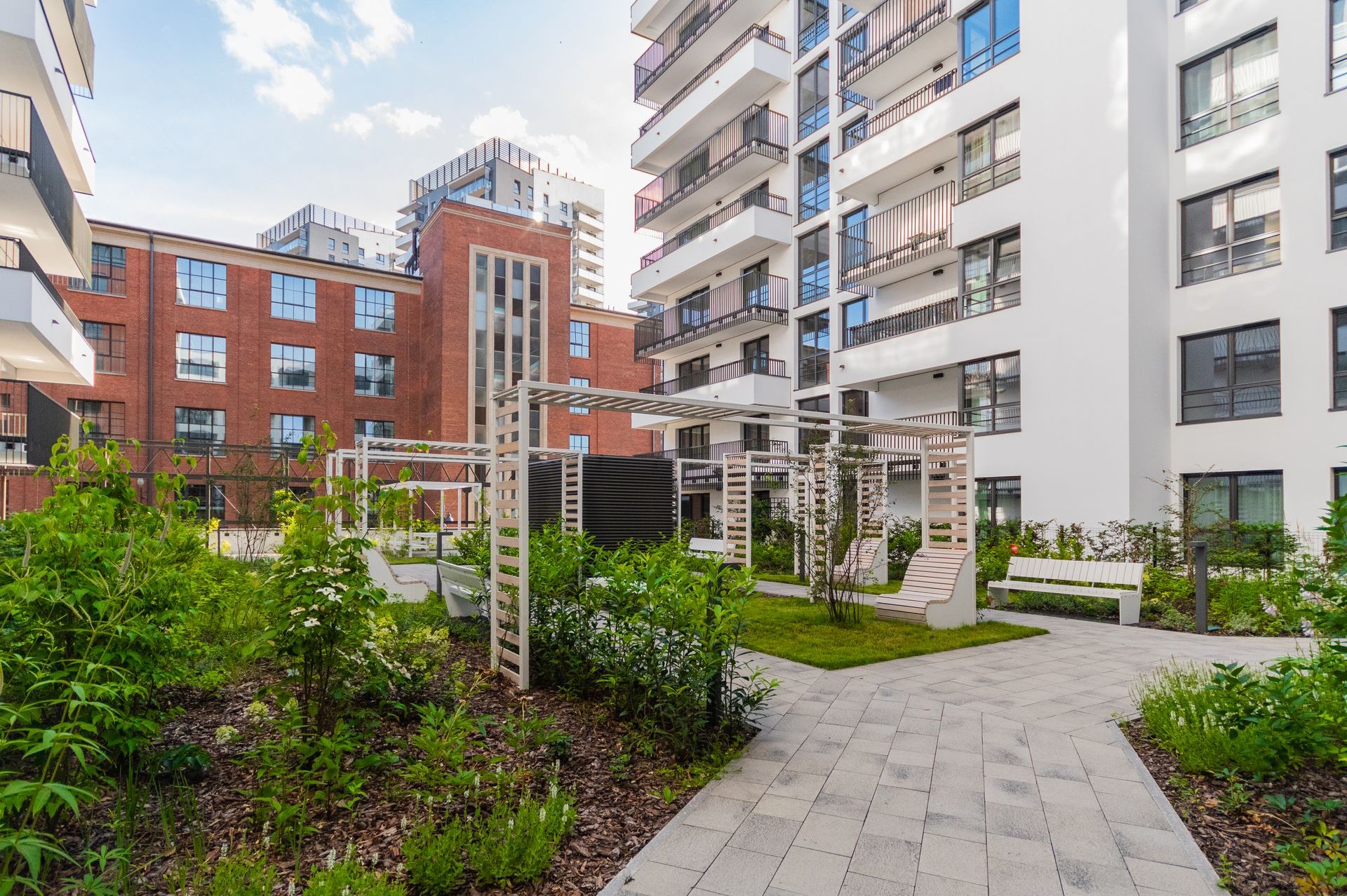 Grand Apartments