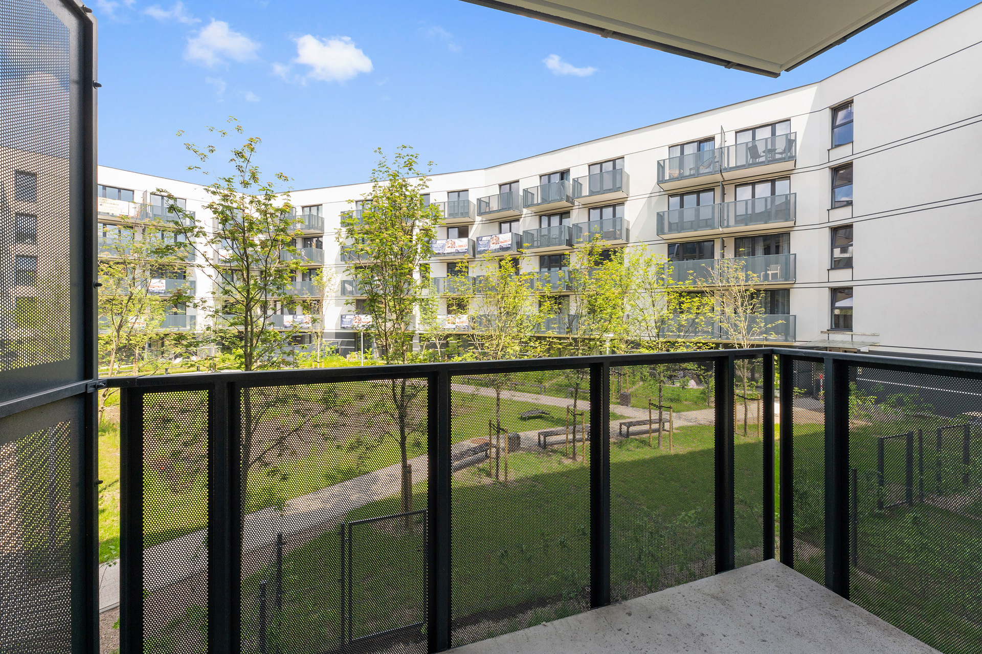 Grand Apartments
